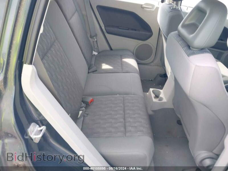 2007 Dodge CALIBER (VIN 1B3HB28B17D320687) — photo 8 of 11