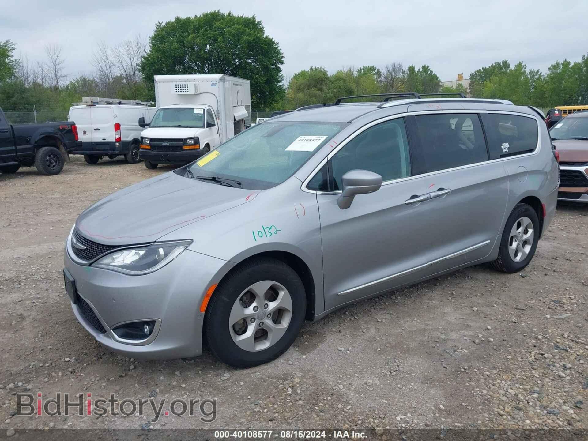 2017 CHRYSLER PACIFICA - VIN: 2C4RC1EG3HR579867 - Photo 2