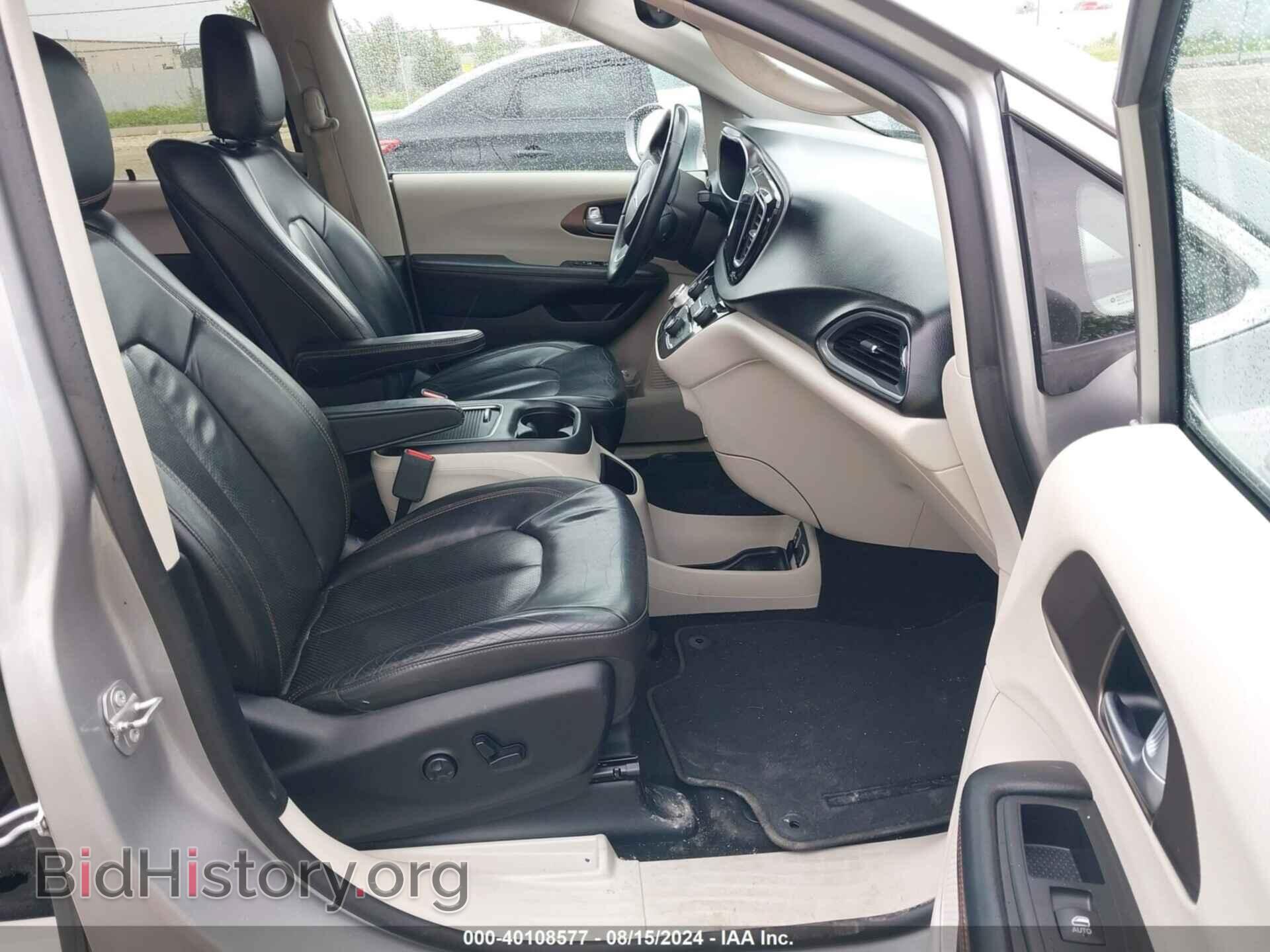 2017 CHRYSLER PACIFICA - VIN: 2C4RC1EG3HR579867 - Photo 5