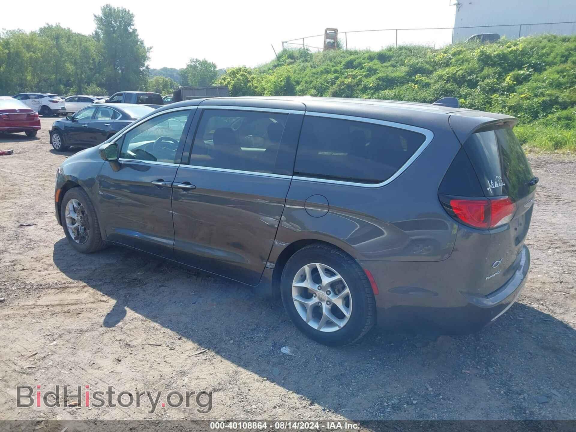 2018 CHRYSLER PACIFICA - VIN: 2C4RC1FG9JR157218 - Photo 3