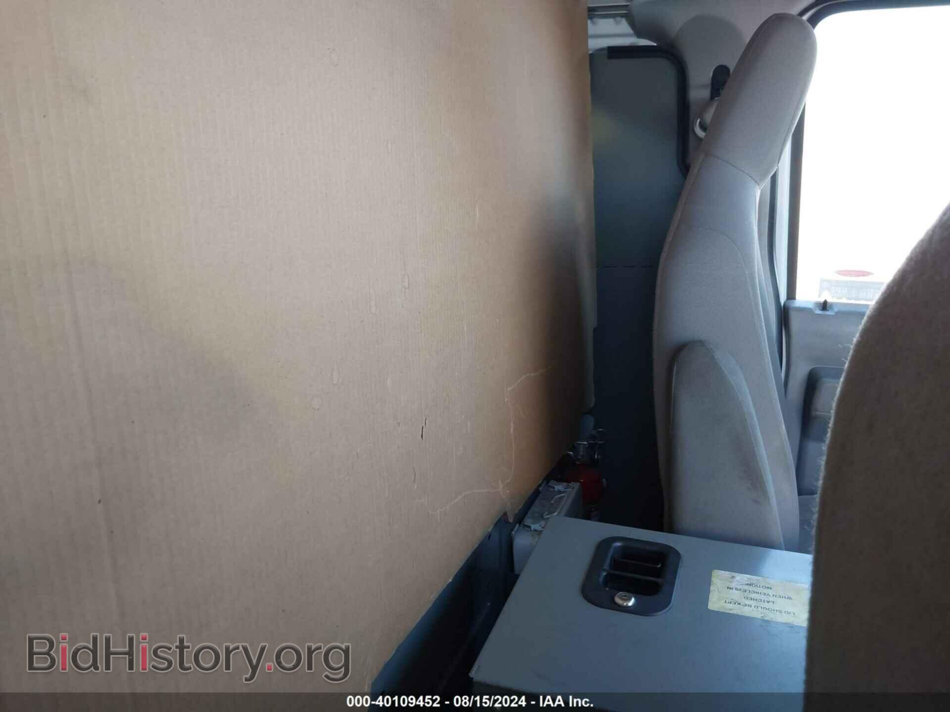 2013 FORD E-150 - VIN: 1FTNE1EW2DDB32041 - Фото 8