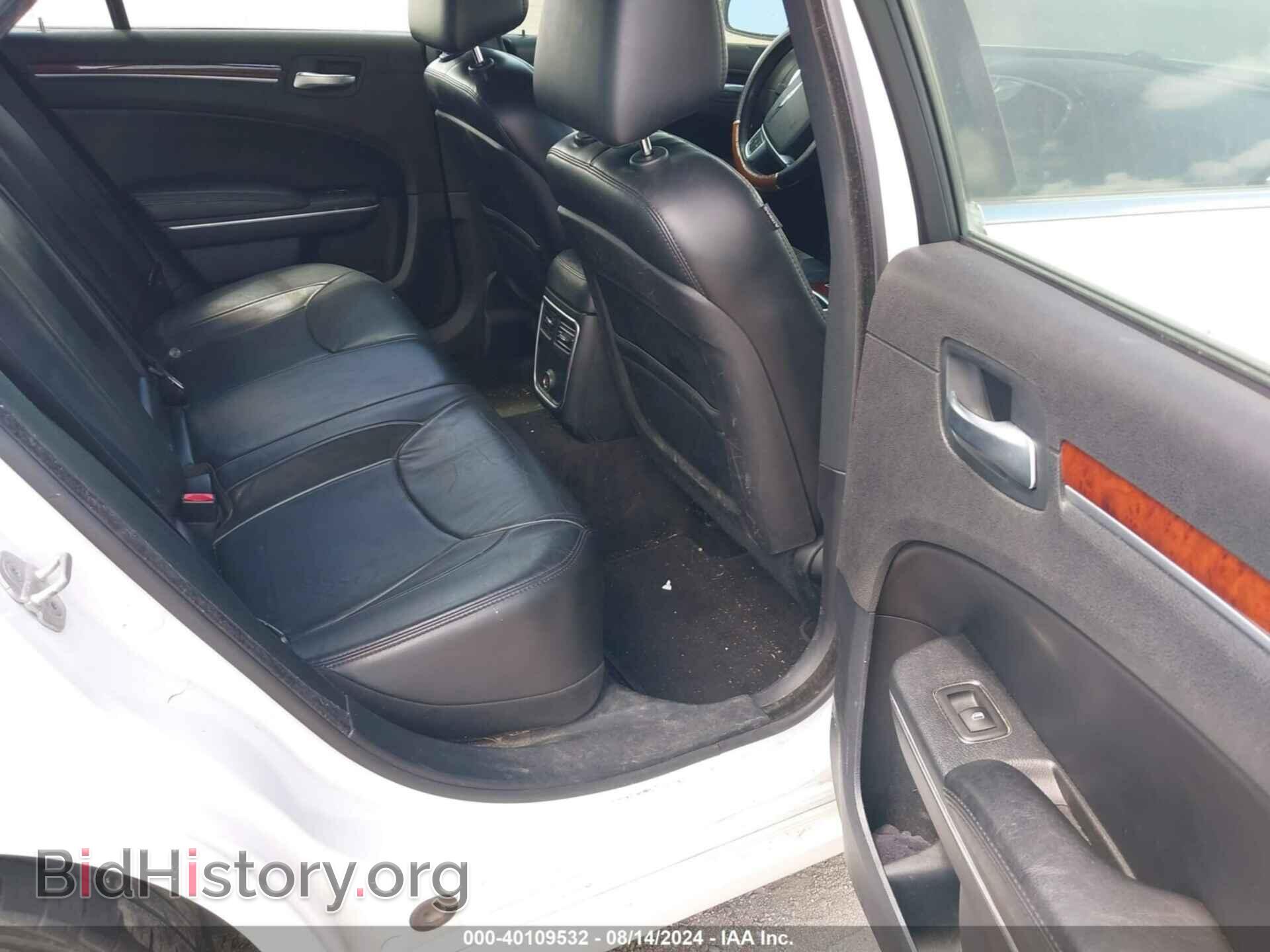 2013 CHRYSLER 300 - VIN: 2C3CCAAG2DH632476 - Фото 8