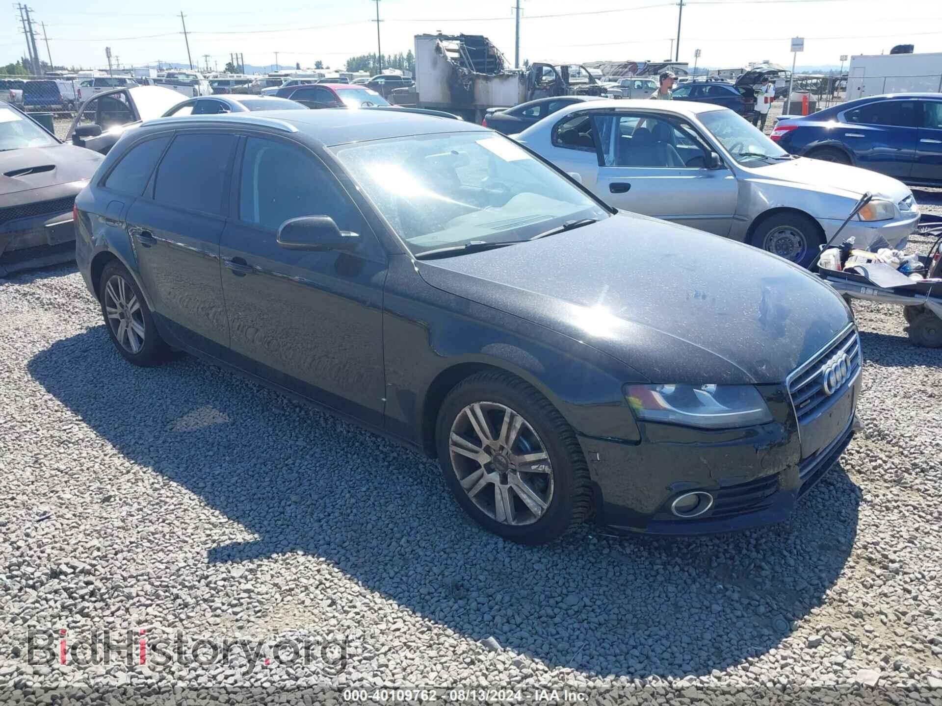 Photo WAUSFAFL1BA123735 - AUDI A4 2011