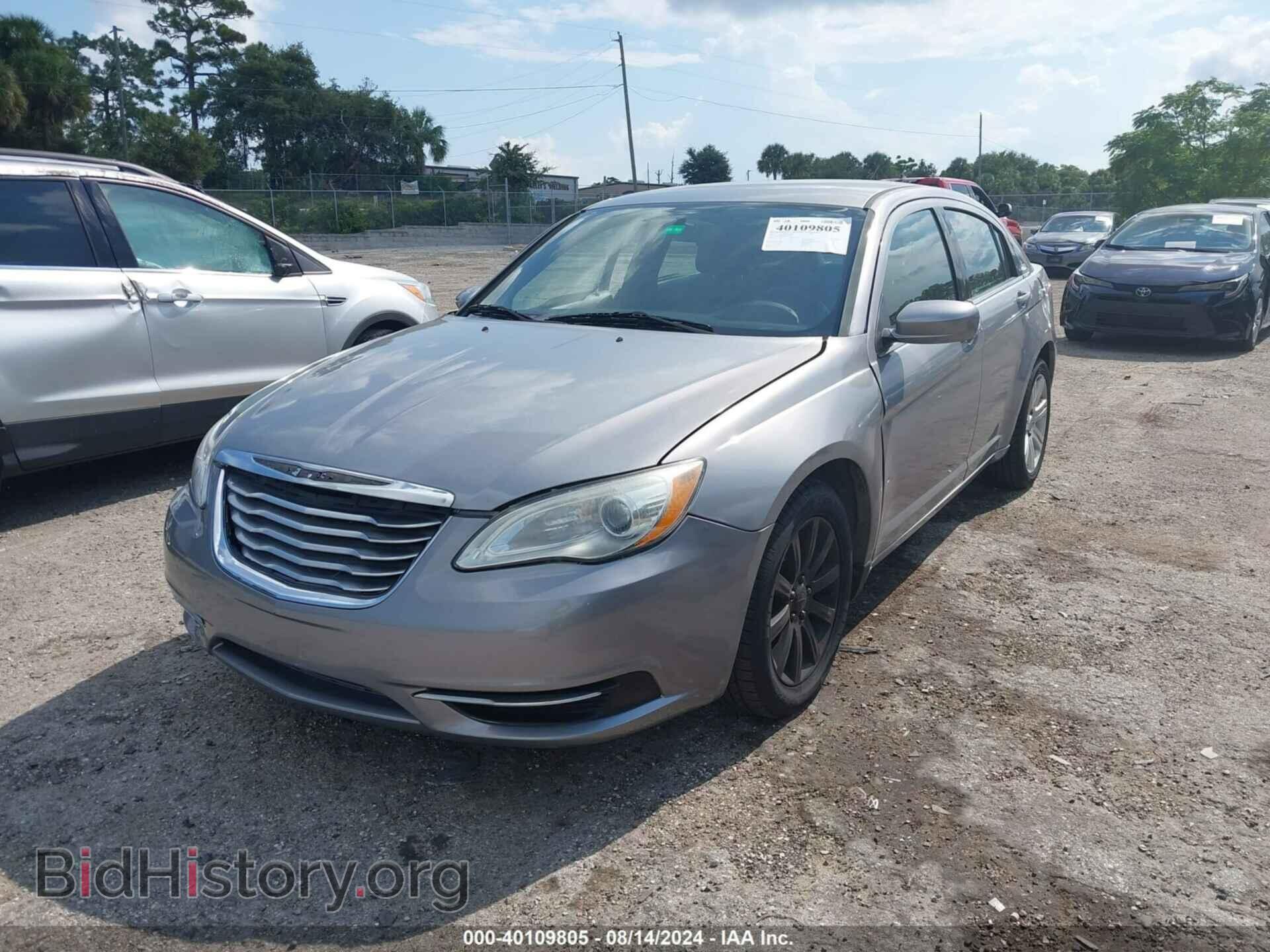 2013 CHRYSLER 200 - VIN: 1C3CCBBB3DN549638 - Photo 2