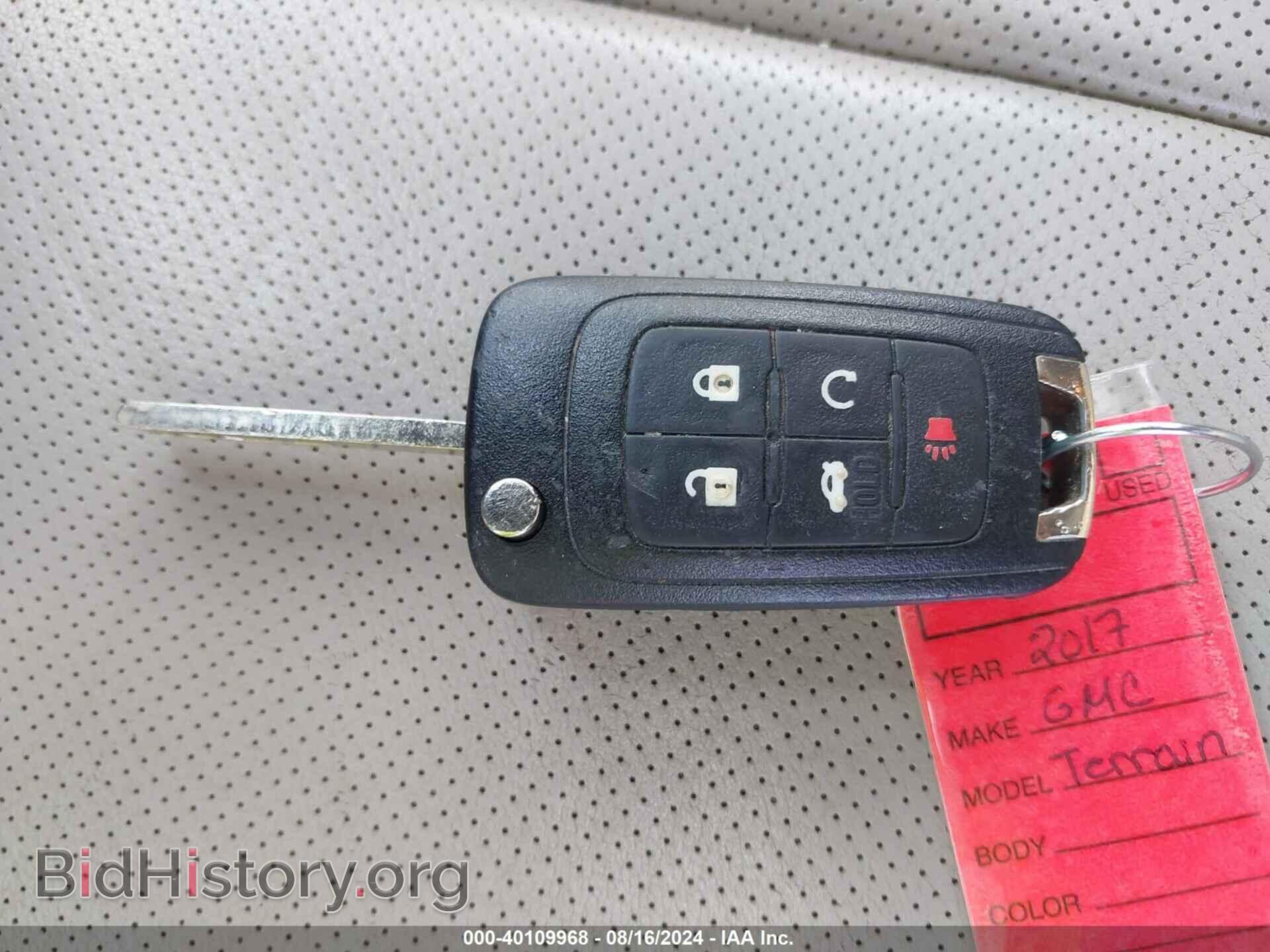 2017 GMC TERRAIN - VIN: 2GKFLVE32H6272736 - Photo 11