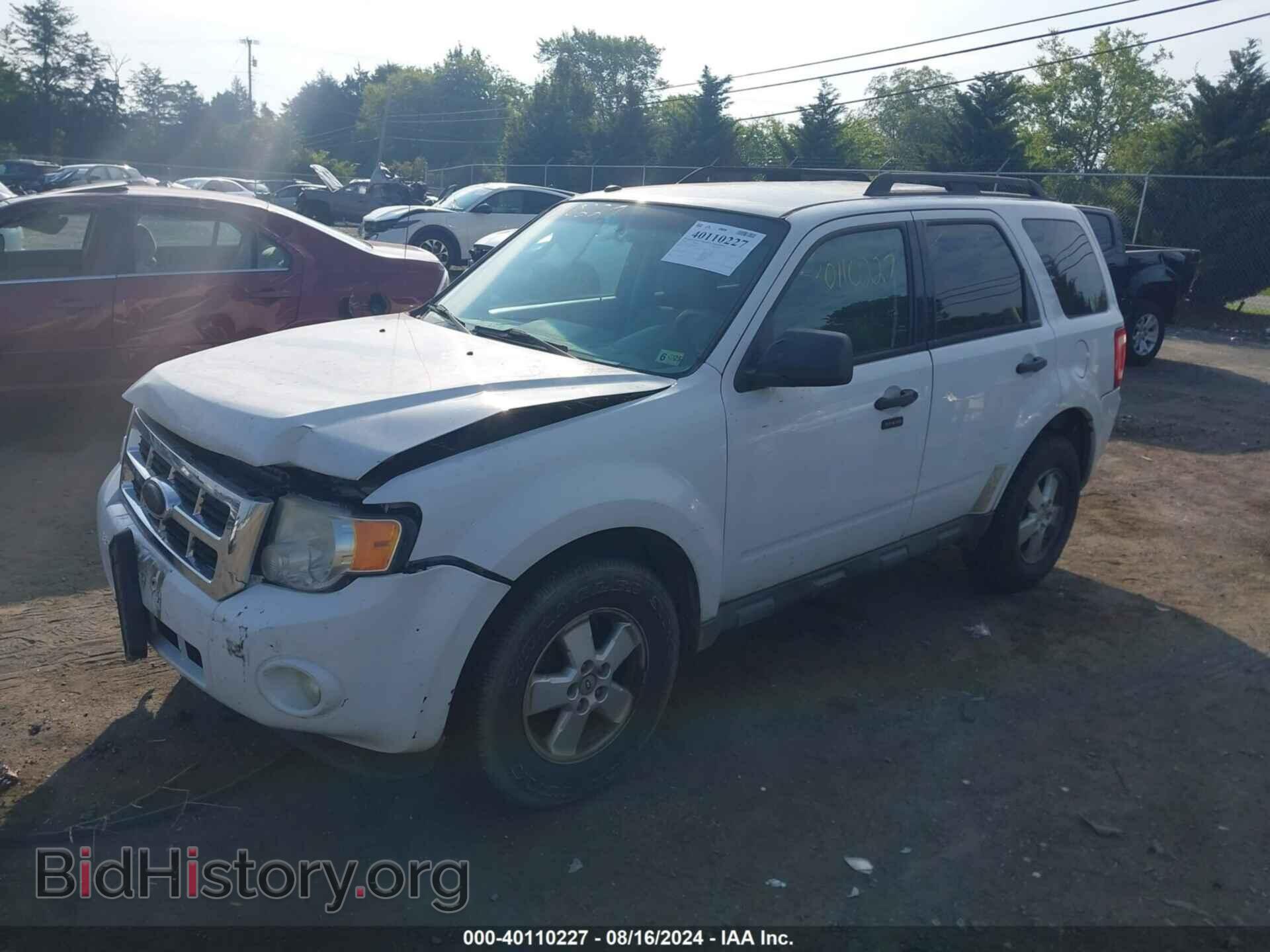 2010 FORD ESCAPE - VIN: 1FMCU9D78AKC91118 - Фото 2