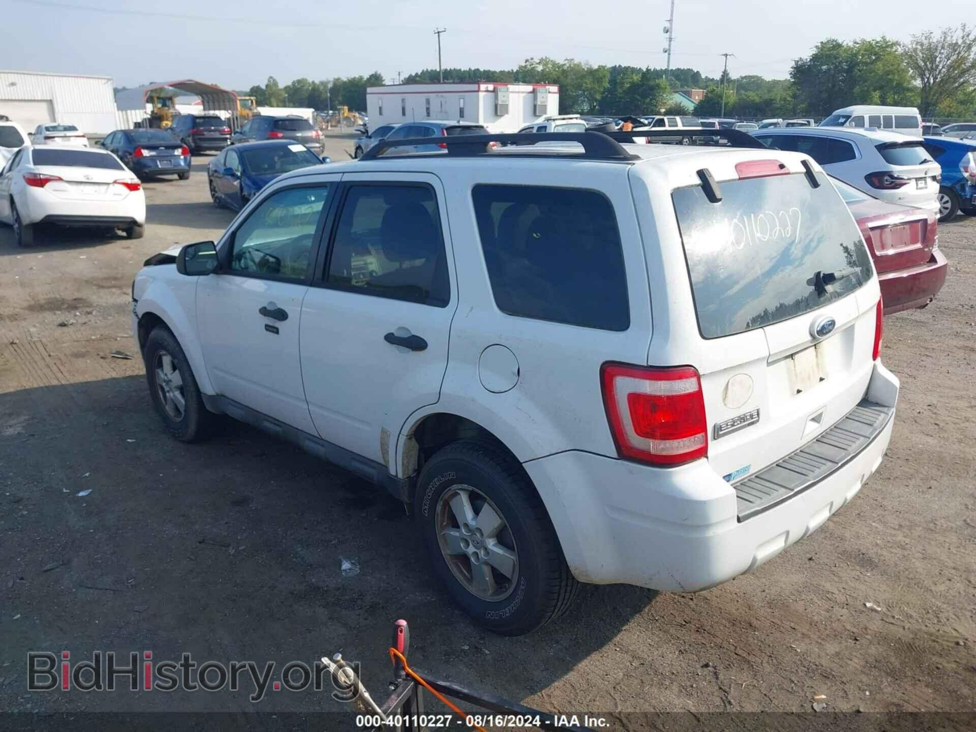 2010 FORD ESCAPE - VIN: 1FMCU9D78AKC91118 - Фото 3