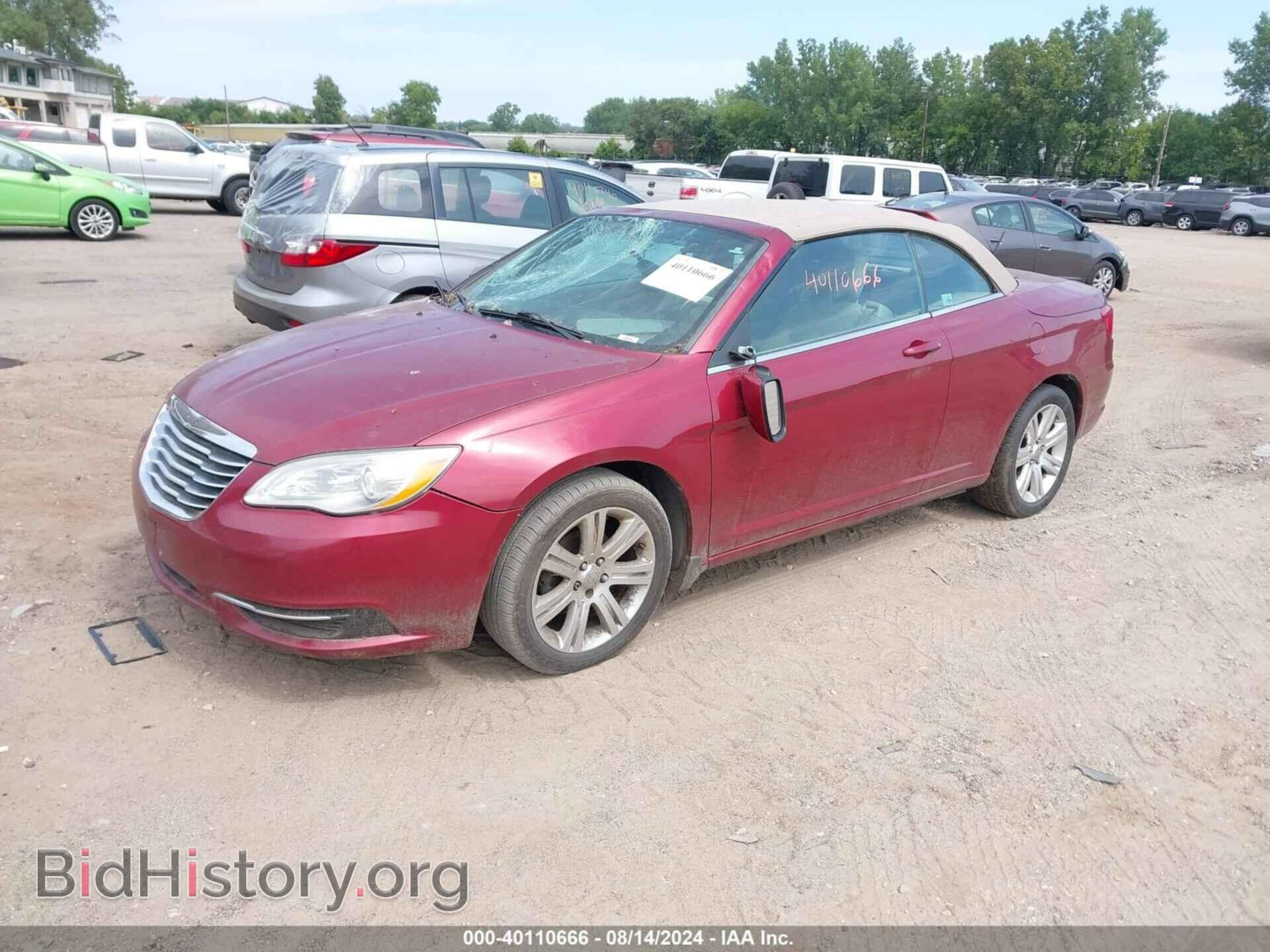 2012 CHRYSLER 200 - VIN: 1C3BCBEBXCN249164 - Фото 2