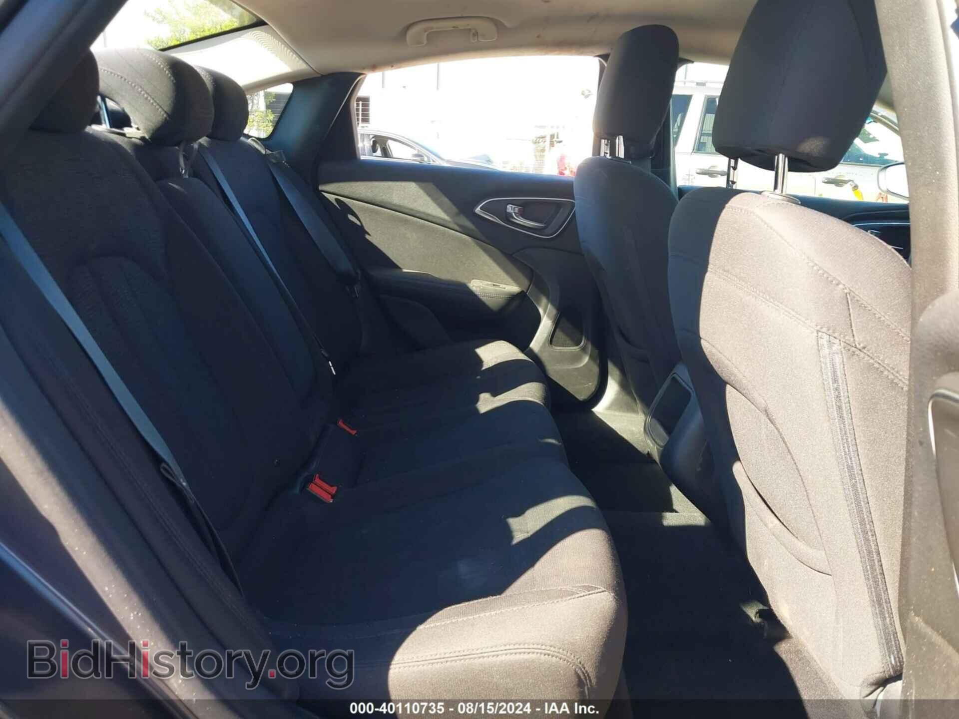 2015 CHRYSLER 200 - VIN: 1C3CCCAB1FN619342 - Photo 8