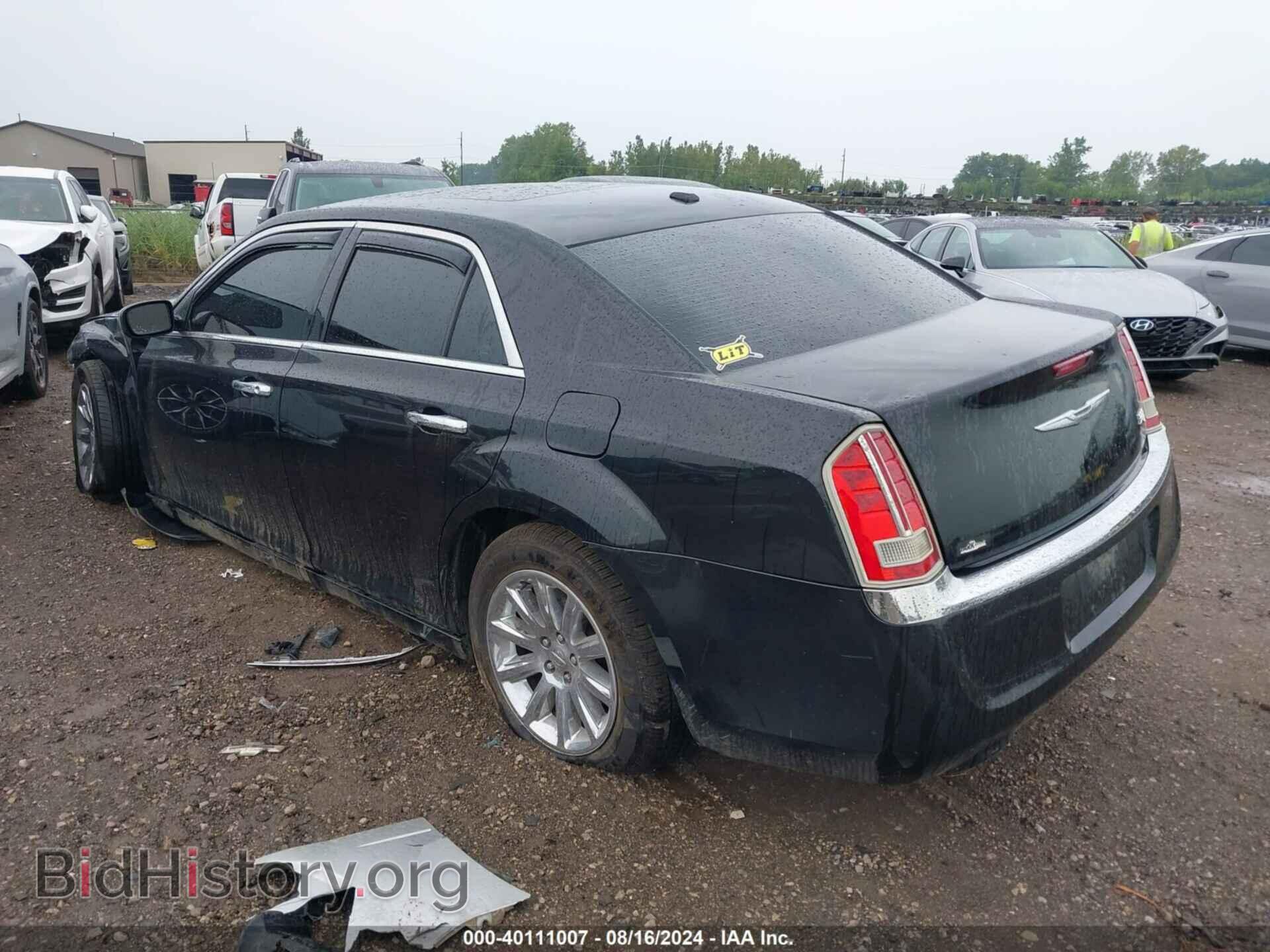 2011 CHRYSLER 300C - VIN: 2C3CA6CT6BH524582 - Фото 3