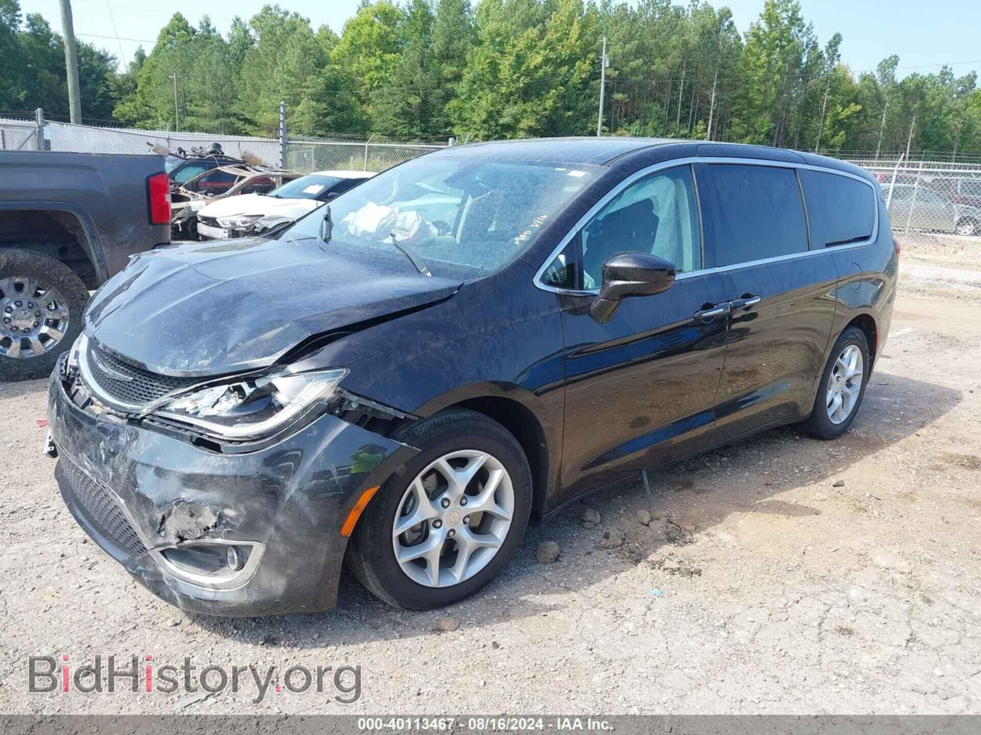 2018 CHRYSLER PACIFICA - VIN: 2C4RC1FG6JR125567 - Фото 2