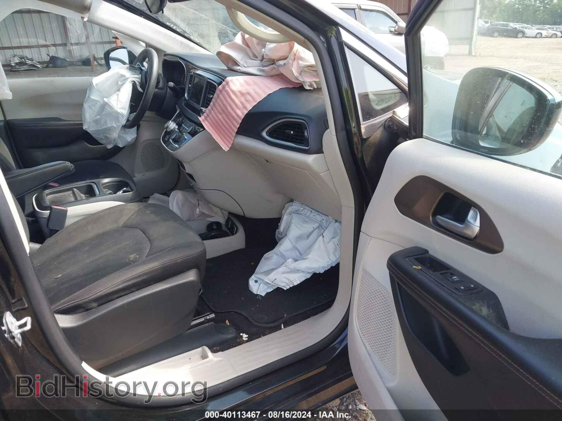 2018 CHRYSLER PACIFICA - VIN: 2C4RC1FG6JR125567 - Фото 5