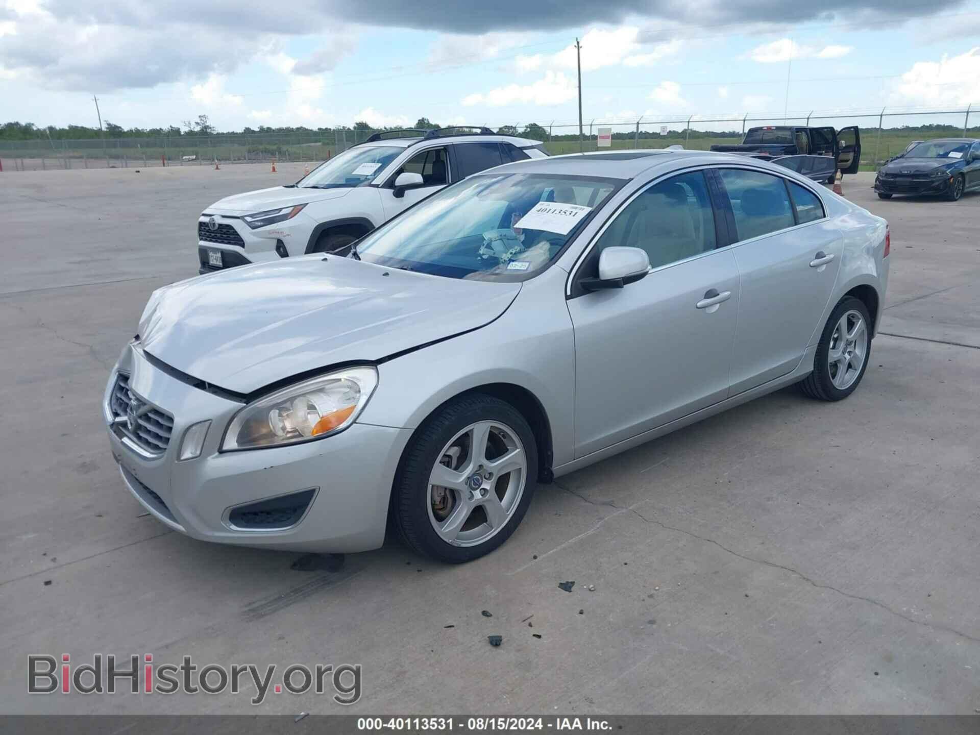2012 VOLVO S60 - VIN: YV1622FS0C2132641 - Фото 2