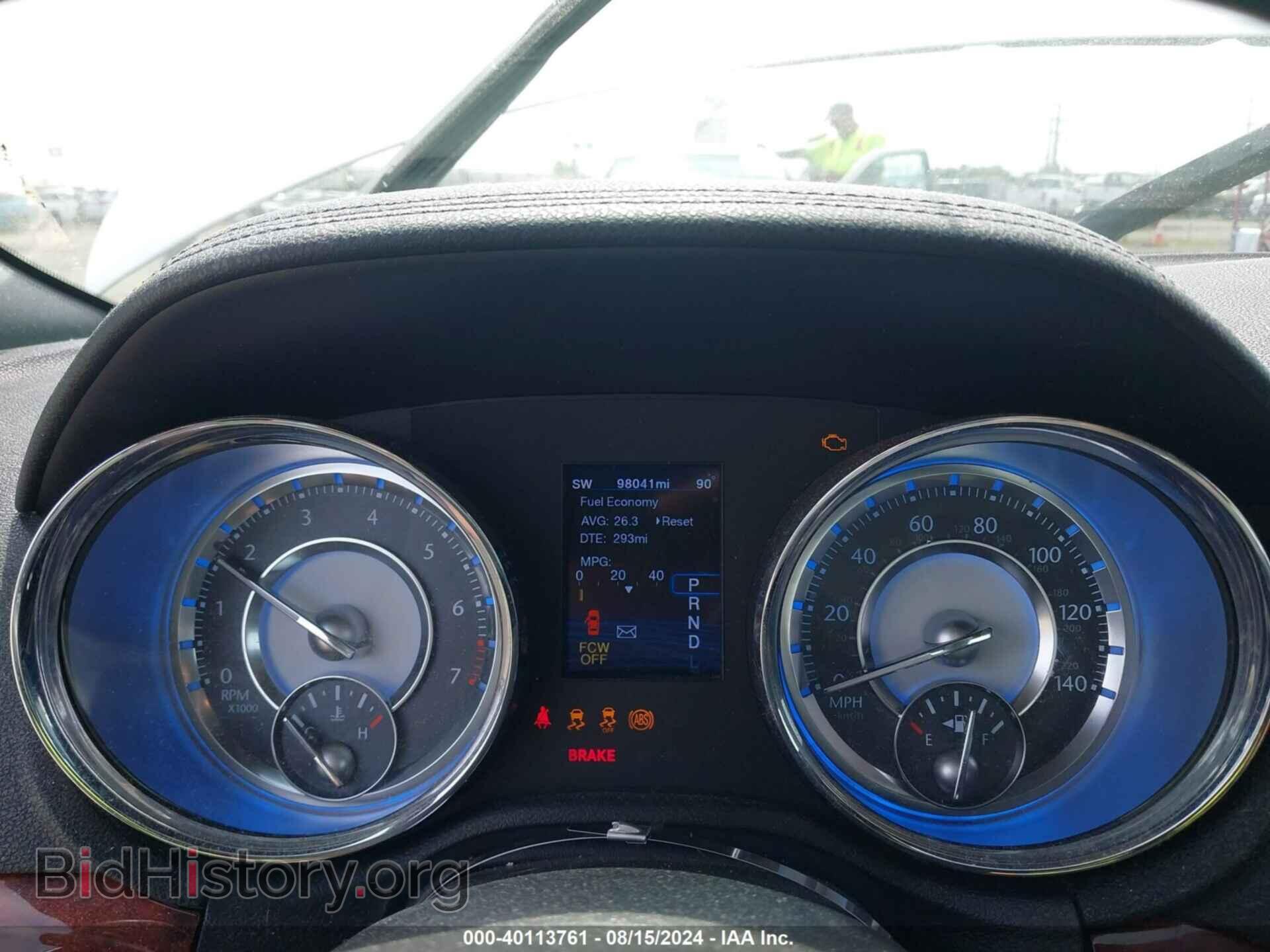 2012 CHRYSLER 300 - VIN: 2C3CCACG1CH173064 - Фото 7