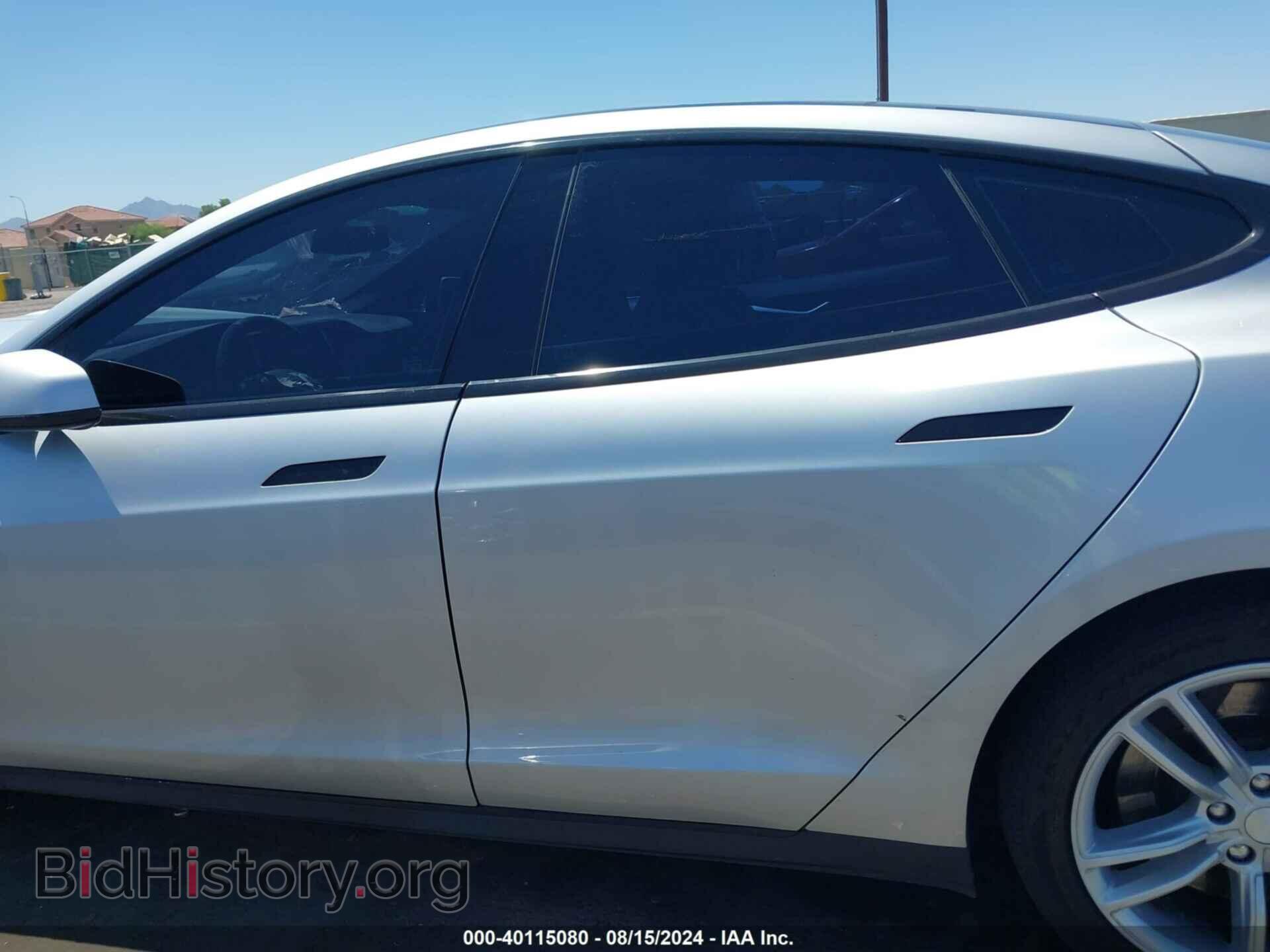 2015 TESLA MODEL S - VIN: 5YJSA1E19FF111413 - Photo 15