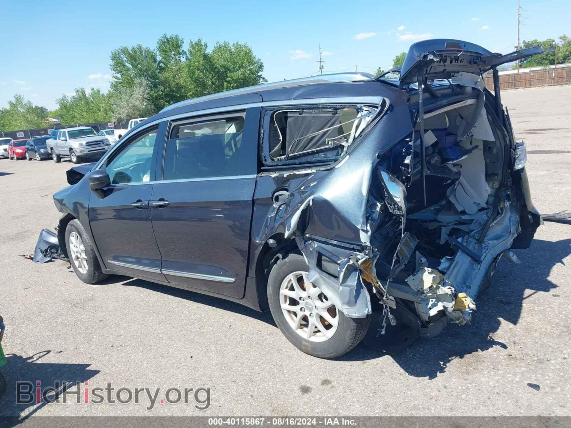 2020 CHRYSLER PACIFICA - VIN: 2C4RC1BG1LR276633 - Photo 3