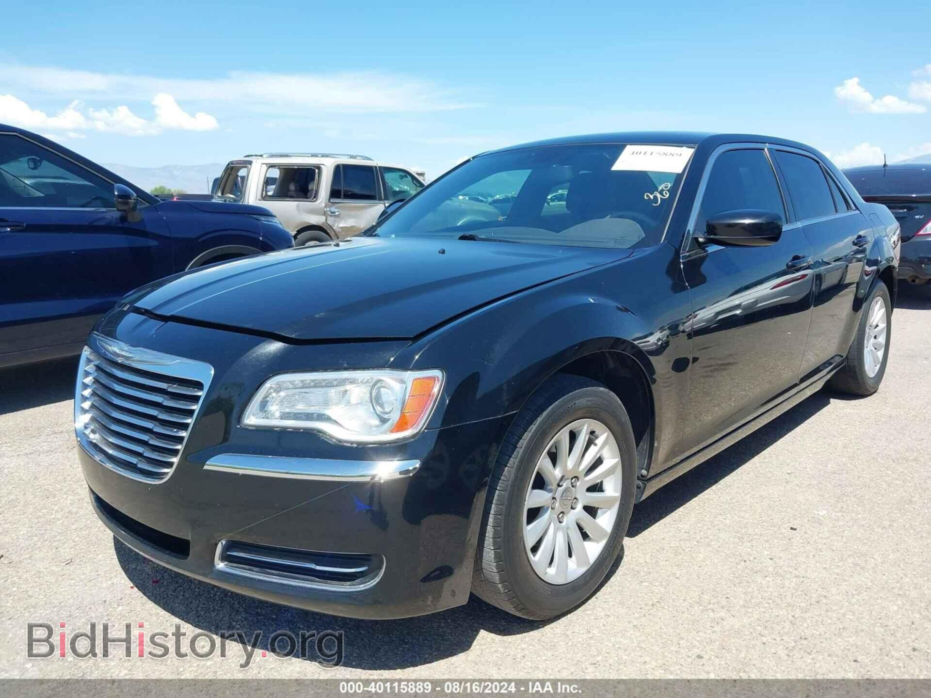2014 CHRYSLER 300 - VIN: 2C3CCAAG4EH376312 - Фото 2