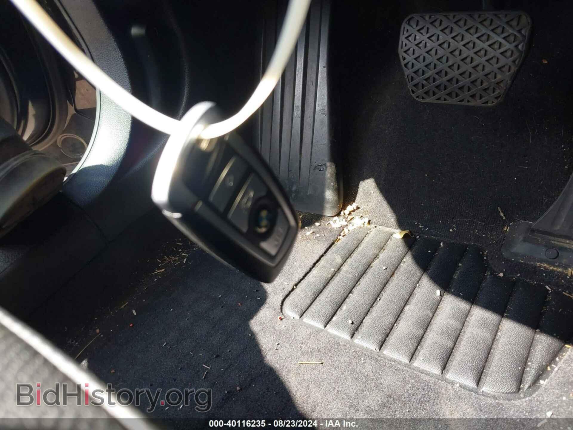 2012 BMW 750I - VIN: WBAKA8C59CD299686 - Фото 11