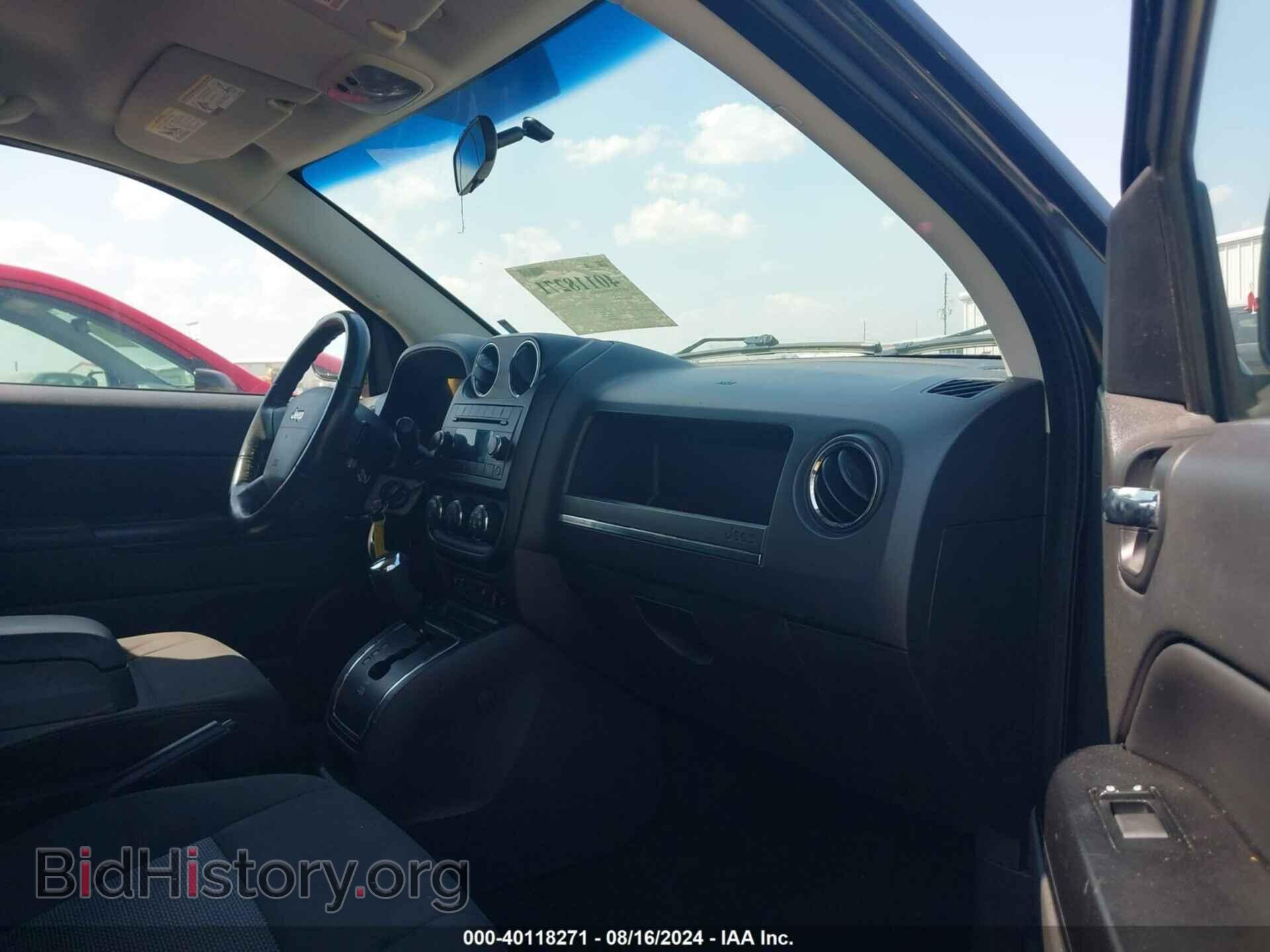 2010 JEEP COMPASS - VIN: 1J4NT1FB6AD643484 - Фото 5