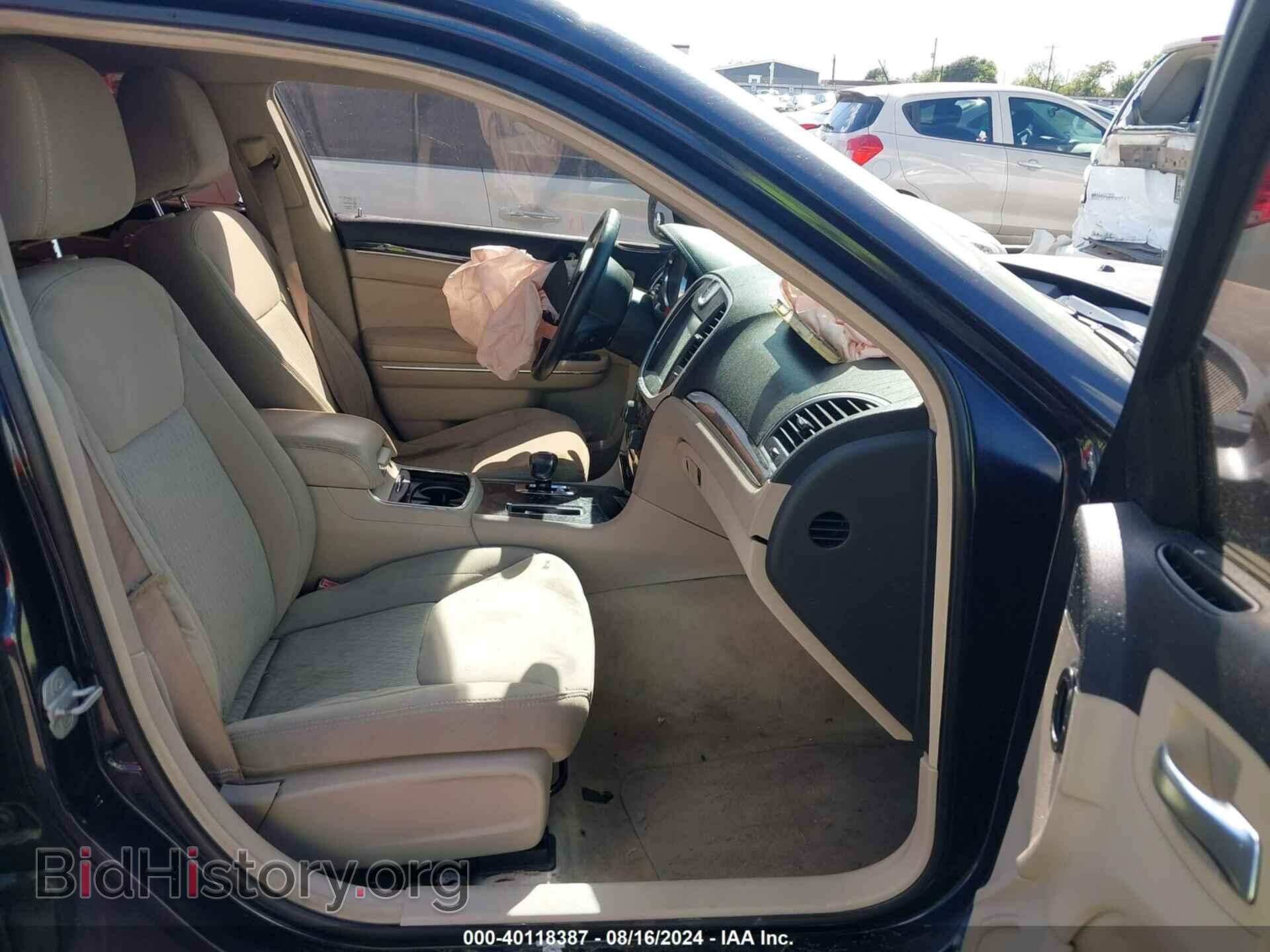 2012 CHRYSLER 300 - VIN: 2C3CCAAG2CH274004 - Фото 5