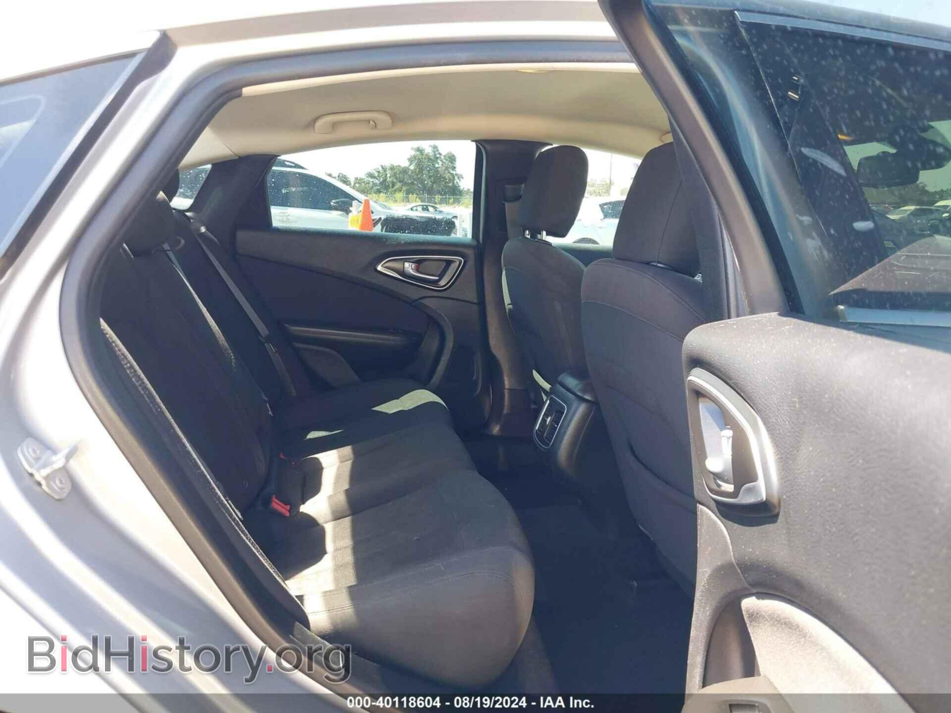 2015 CHRYSLER 200 - VIN: 1C3CCCAB9FN673049 - Фото 8