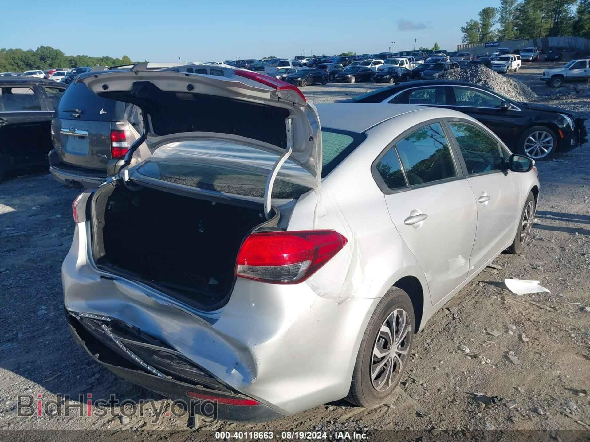 2017 KIA FORTE - VIN: 3KPFK4A77HE108836 - Фото 4