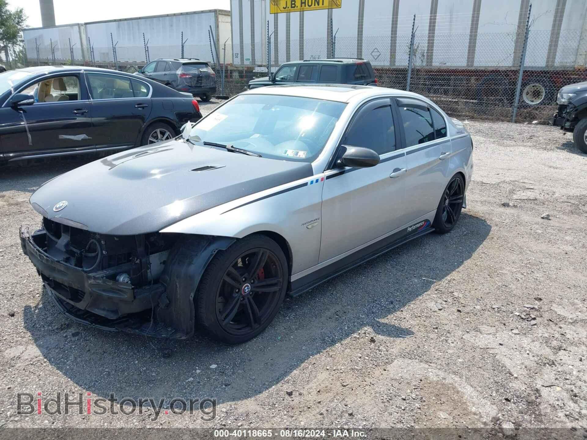 2007 BMW 335XI - VIN: WBAVD53577A007933 - Фото 2