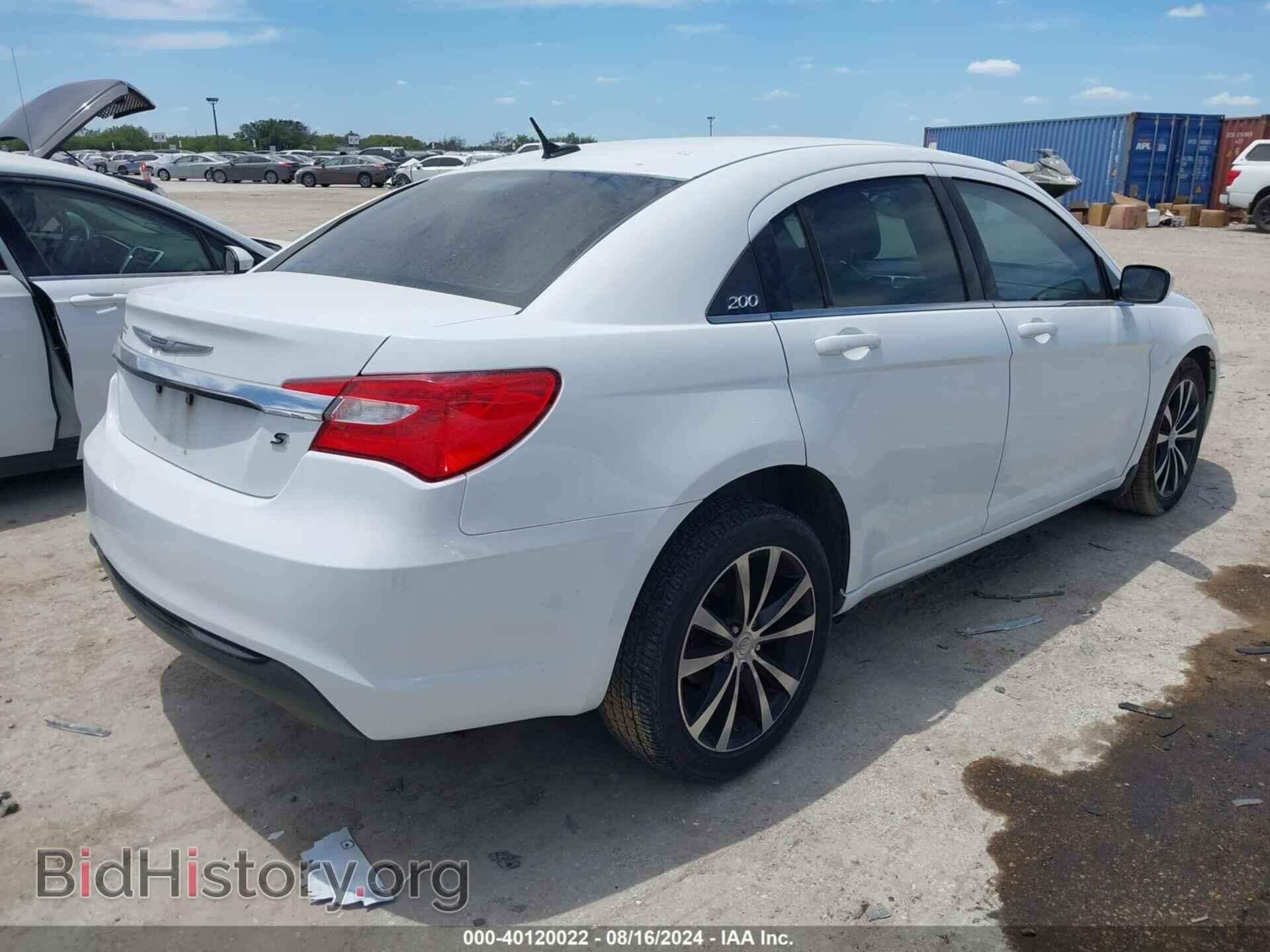 2012 CHRYSLER 200 - VIN: 1C3CCBHG5CN213460 - Фото 4