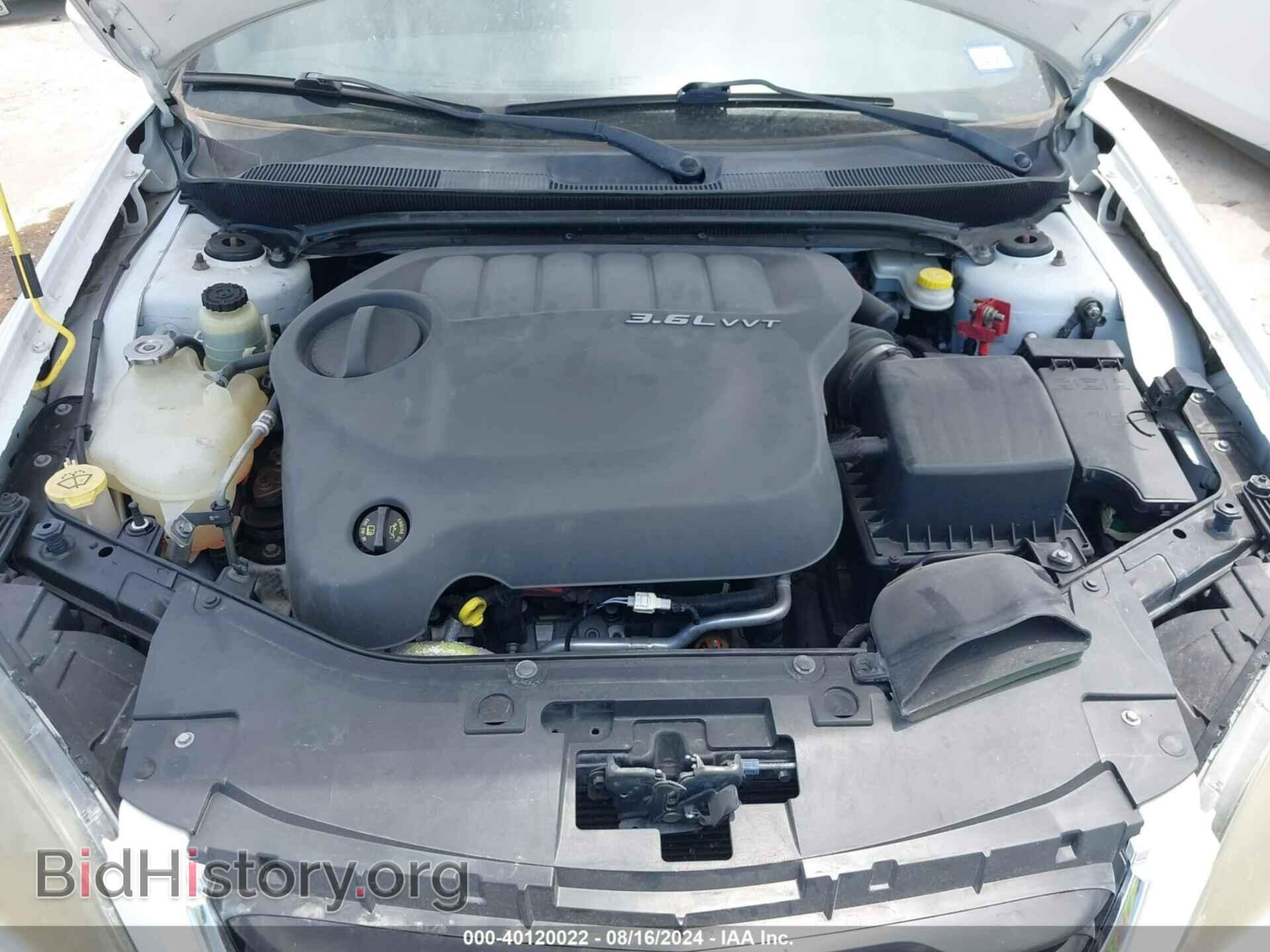 2012 CHRYSLER 200 - VIN: 1C3CCBHG5CN213460 - Фото 10