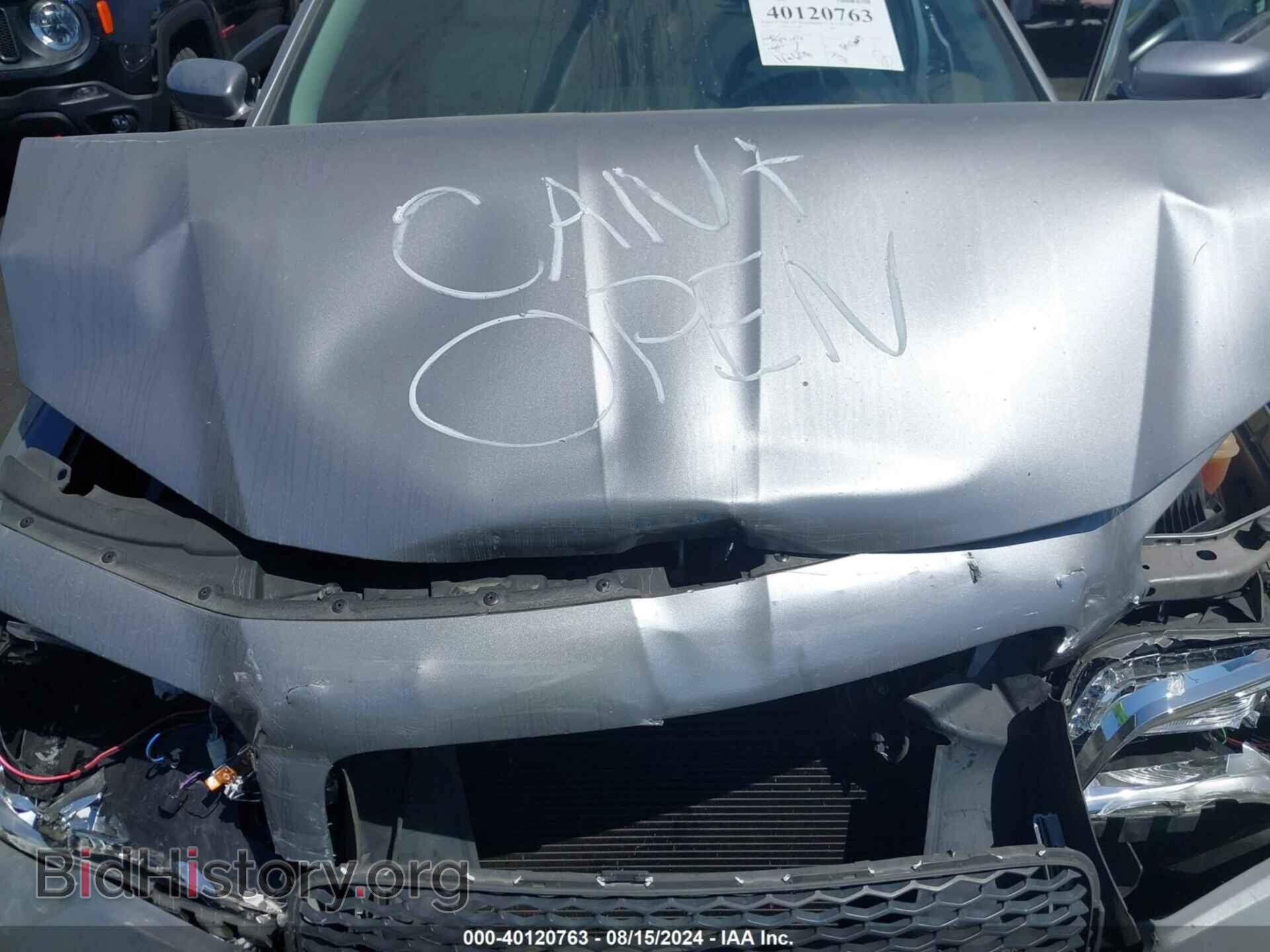 2017 CHRYSLER 300 - VIN: 2C3CCAAG3HH645940 - Фото 10