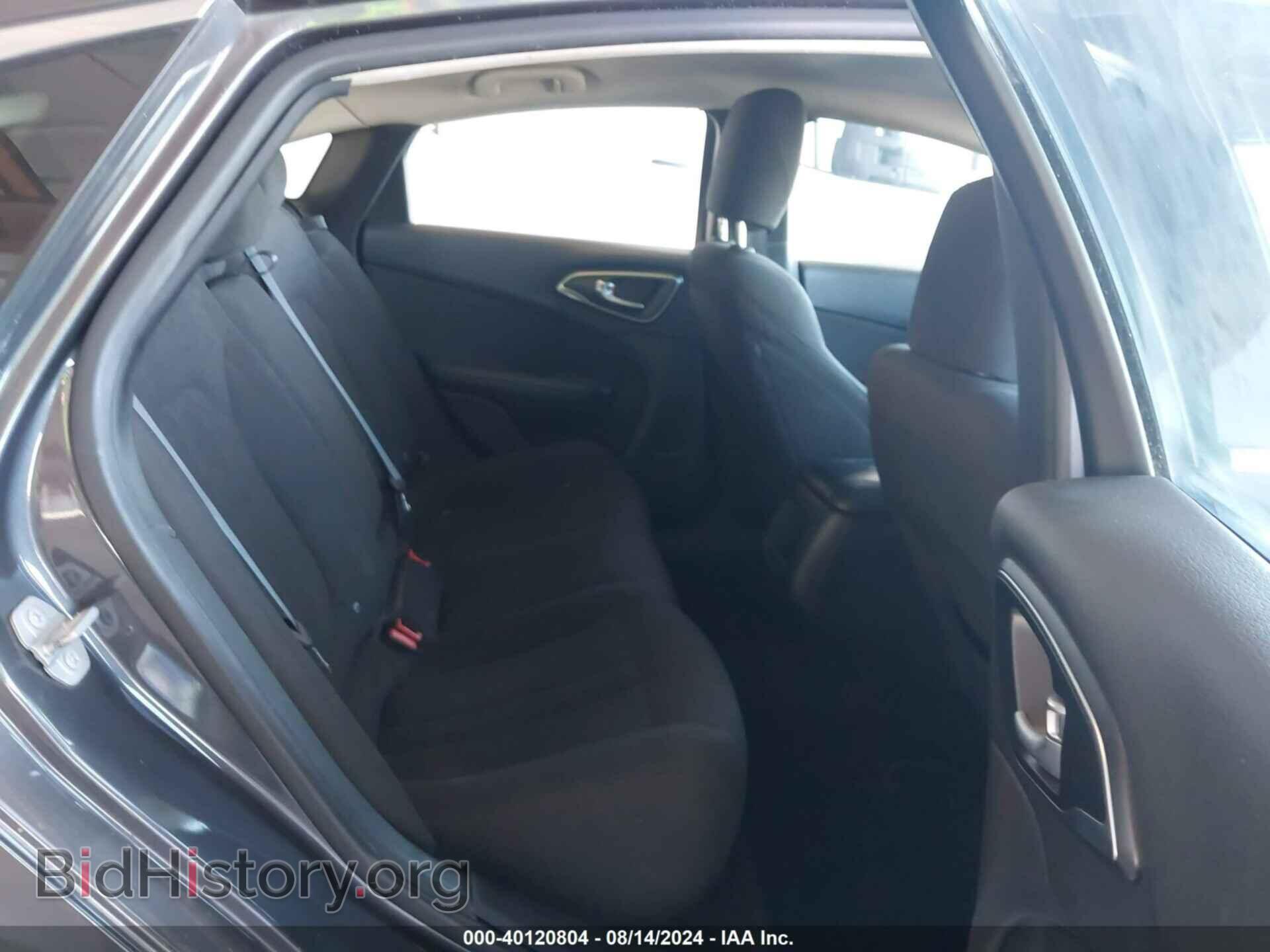 2016 CHRYSLER 200 - VIN: 1C3CCCAB8GN102802 - Фото 8