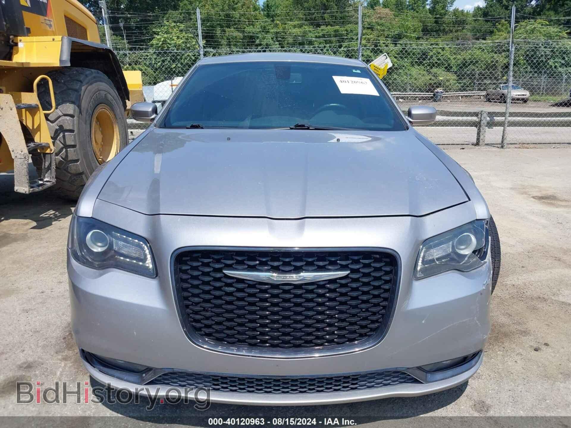 2018 CHRYSLER 300 - VIN: 2C3CCAGG0JH267458 - Фото 12