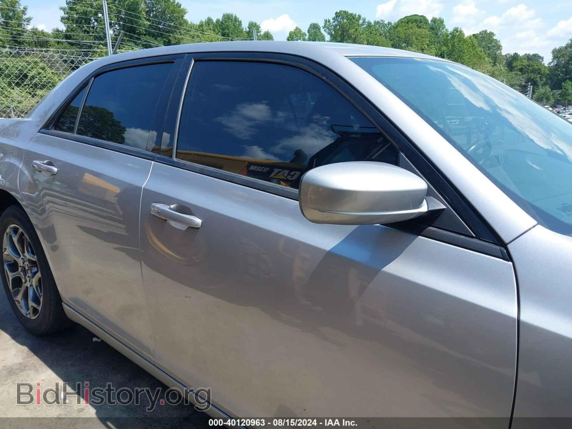 2018 CHRYSLER 300 - VIN: 2C3CCAGG0JH267458 - Фото 13