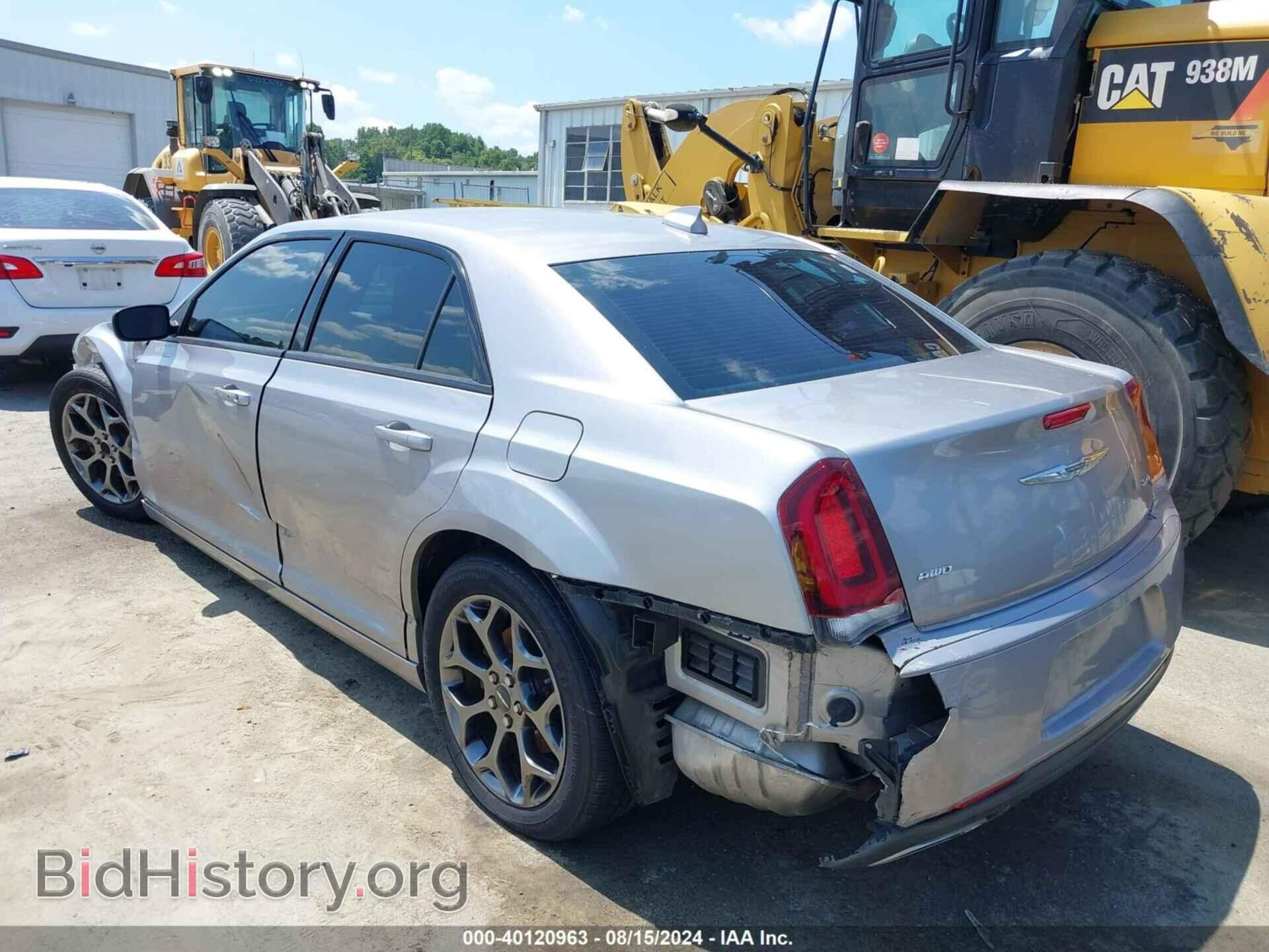 2018 CHRYSLER 300 - VIN: 2C3CCAGG0JH267458 - Фото 3