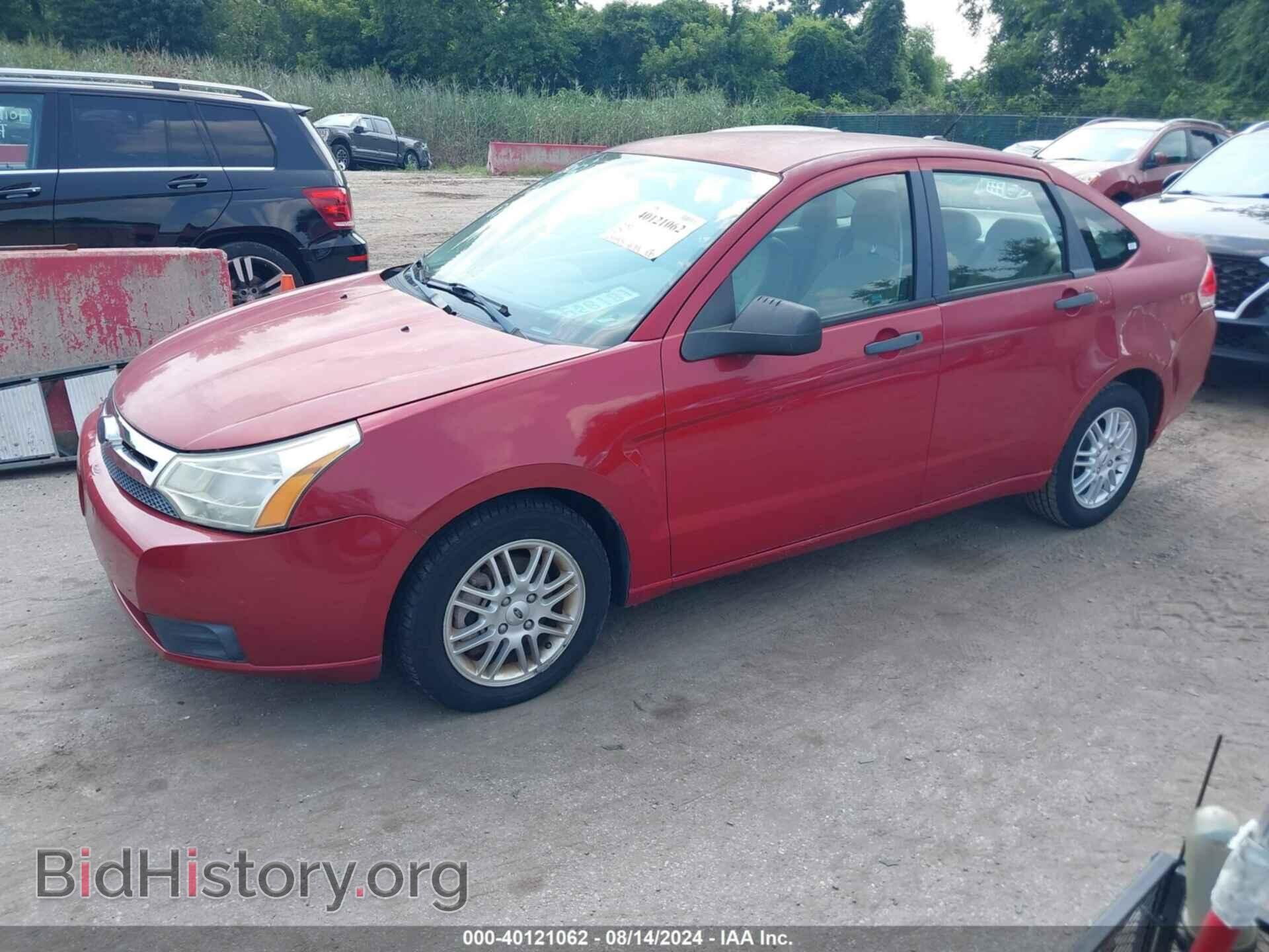 2009 FORD FOCUS - VIN: 1FAHP35N29W240199 - Фото 2