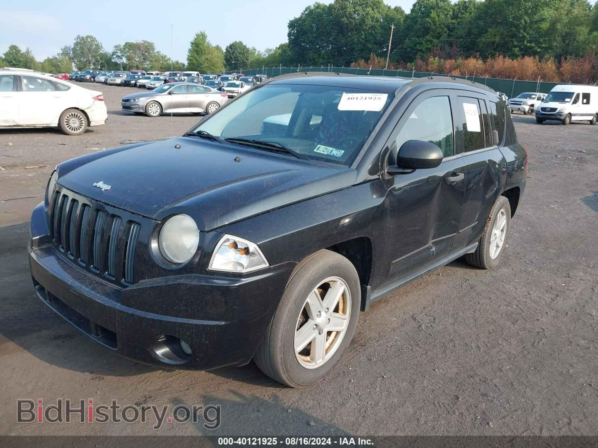 2008 JEEP COMPASS - VIN: 1J8FF47W08D658117 - Фото 2