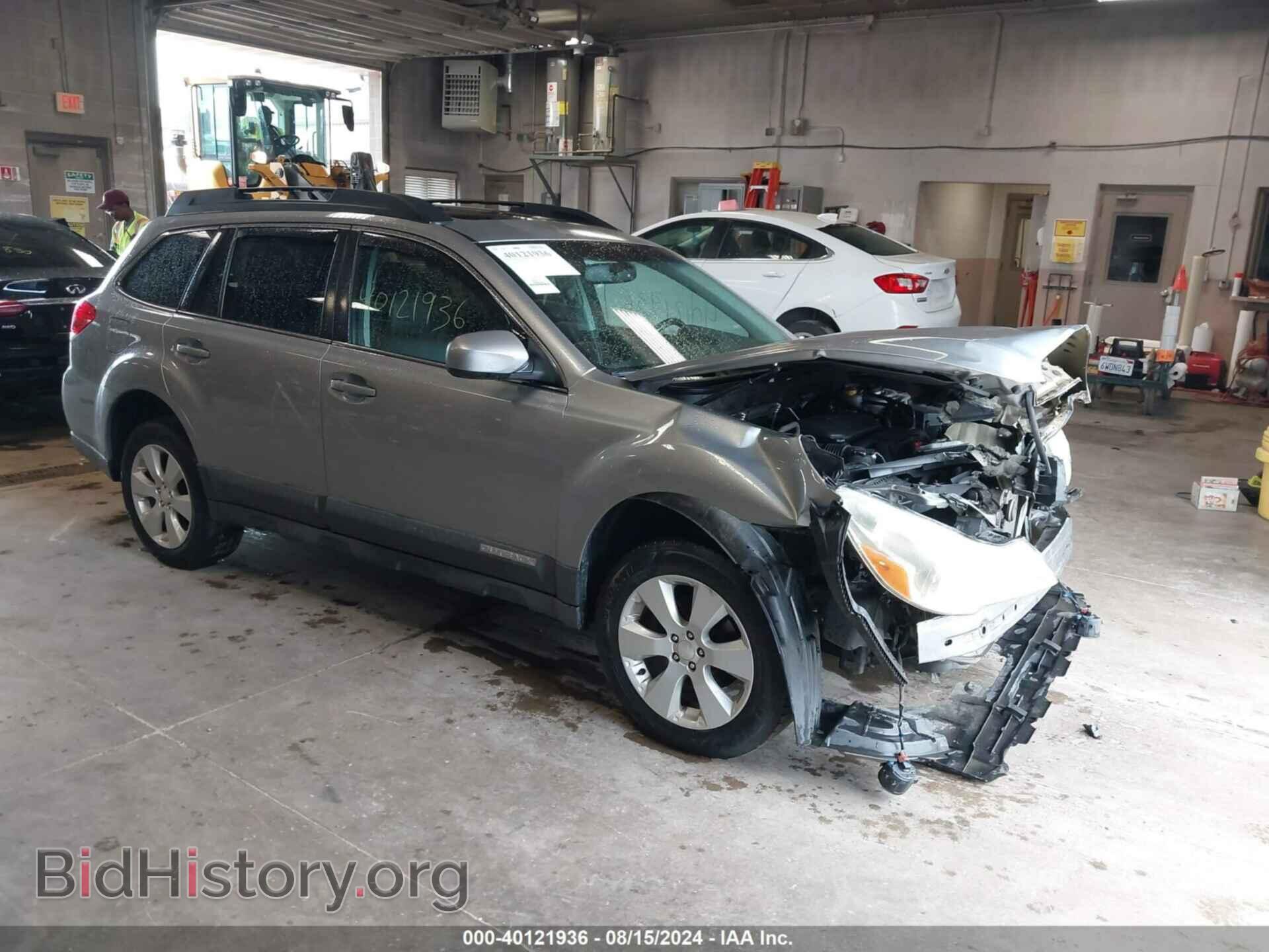 Photo 4S4BRCKC1B3347907 - SUBARU OUTBACK 2011