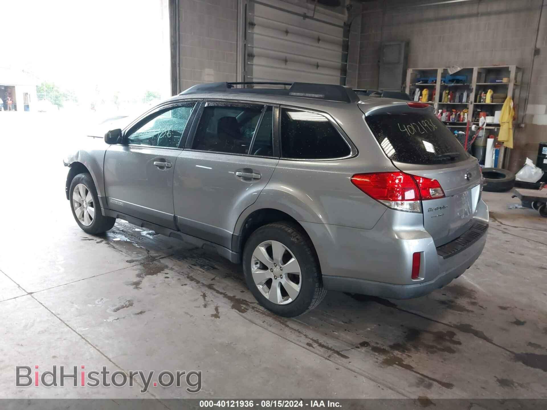 2011 SUBARU OUTBACK - VIN: 4S4BRCKC1B3347907 - Фото 3