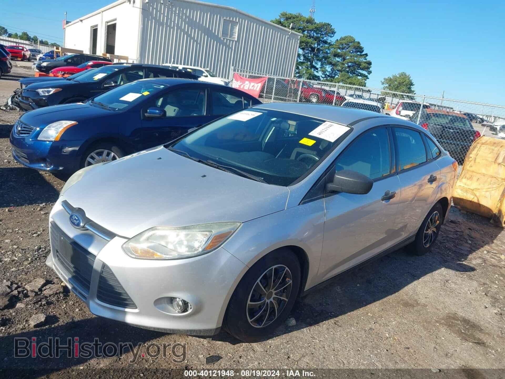 2013 FORD FOCUS - VIN: 1FADP3E24DL118880 - Фото 2