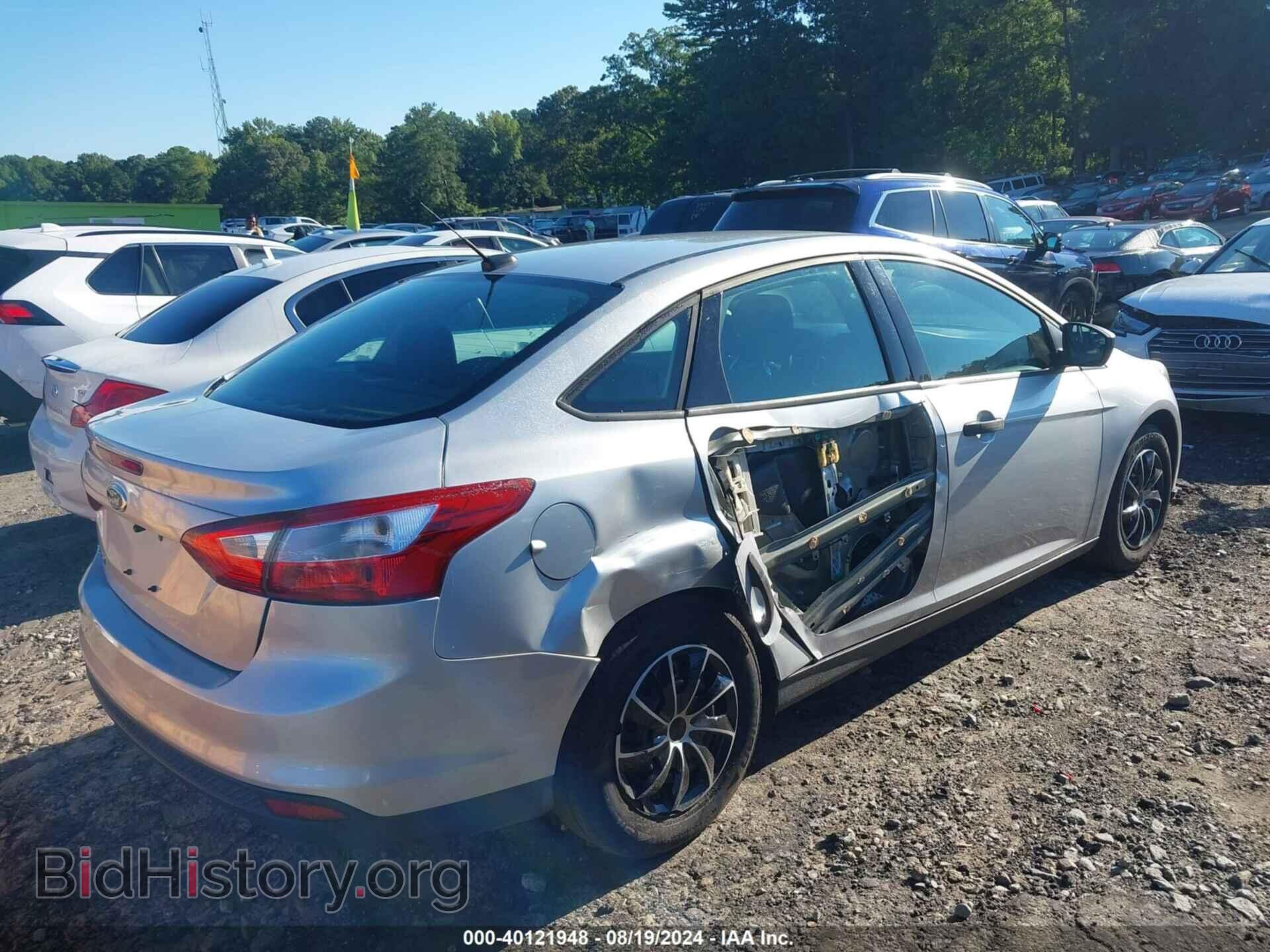 2013 FORD FOCUS - VIN: 1FADP3E24DL118880 - Фото 4