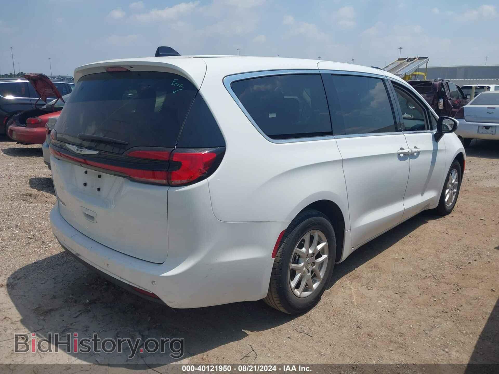 2023 CHRYSLER PACIFICA - VIN: 2C4RC1BG4PR578133 - Фото 4