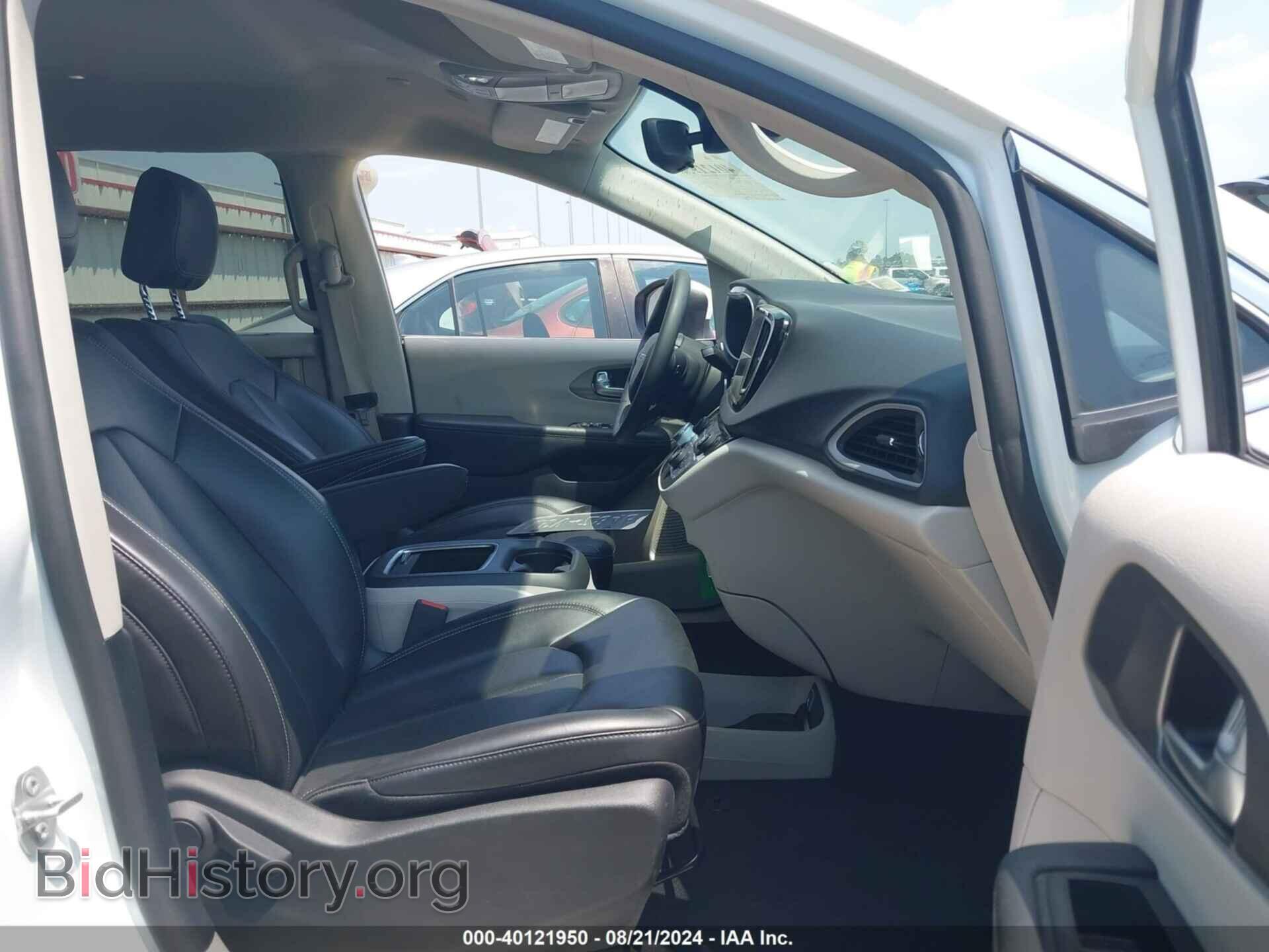 2023 CHRYSLER PACIFICA - VIN: 2C4RC1BG4PR578133 - Фото 5