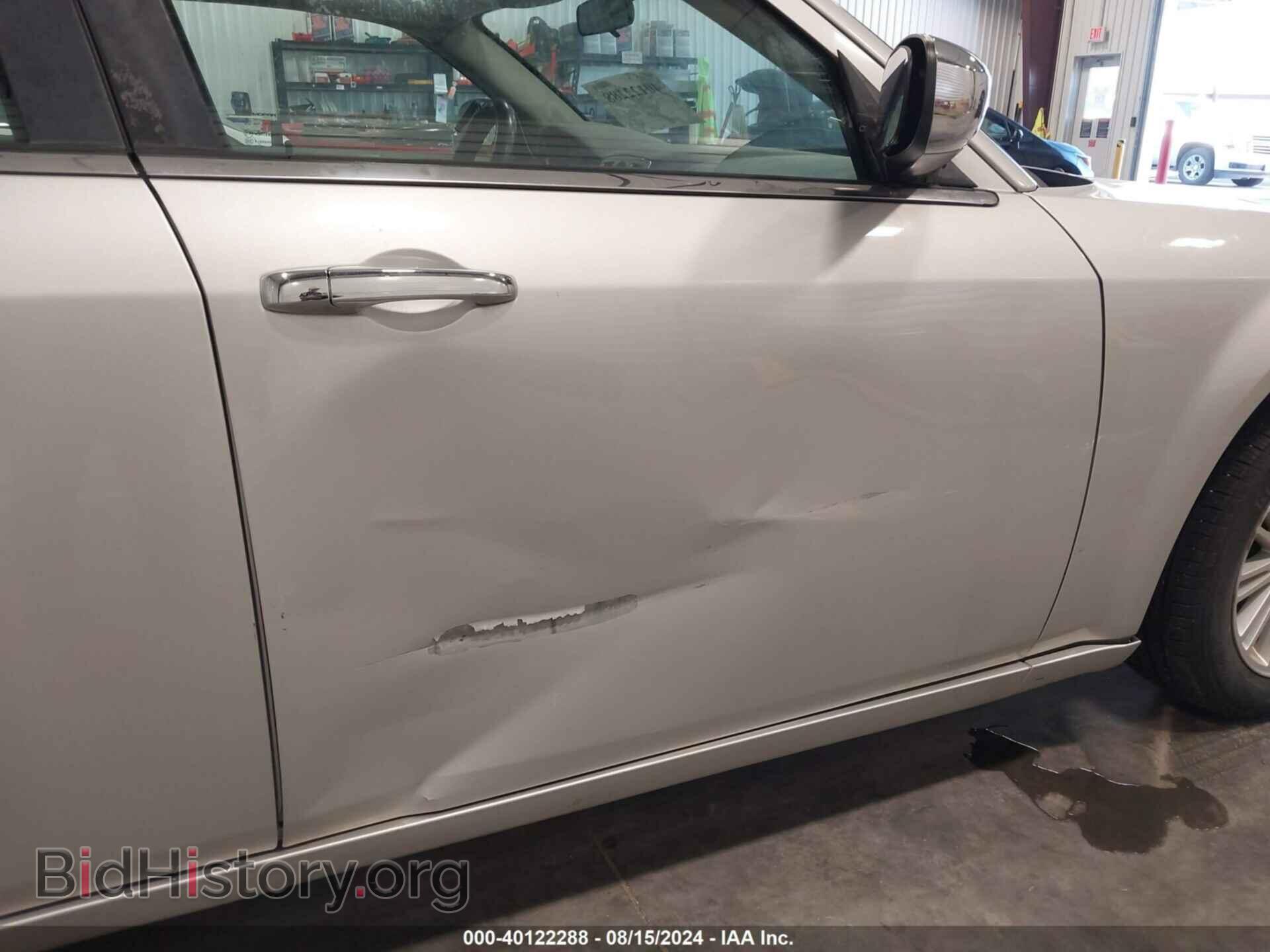 2010 CHRYSLER 300 - VIN: 2C3CA4CD5AH149747 - Фото 6