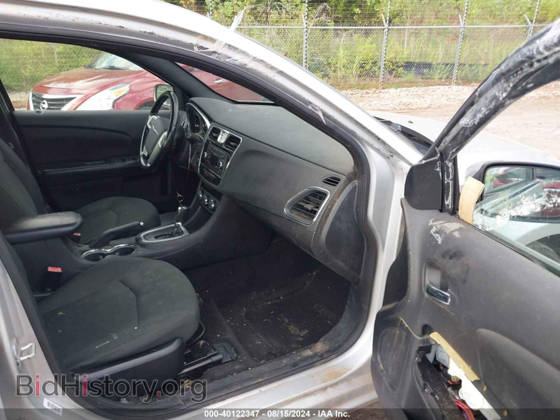 2011 CHRYSLER 200 - VIN: 1C3BC1FB3BN531444 - Photo 5