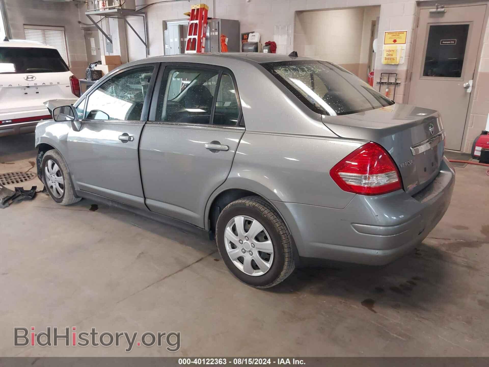 2008 NISSAN VERSA - VIN: 3N1BC11E58L425828 - Фото 3