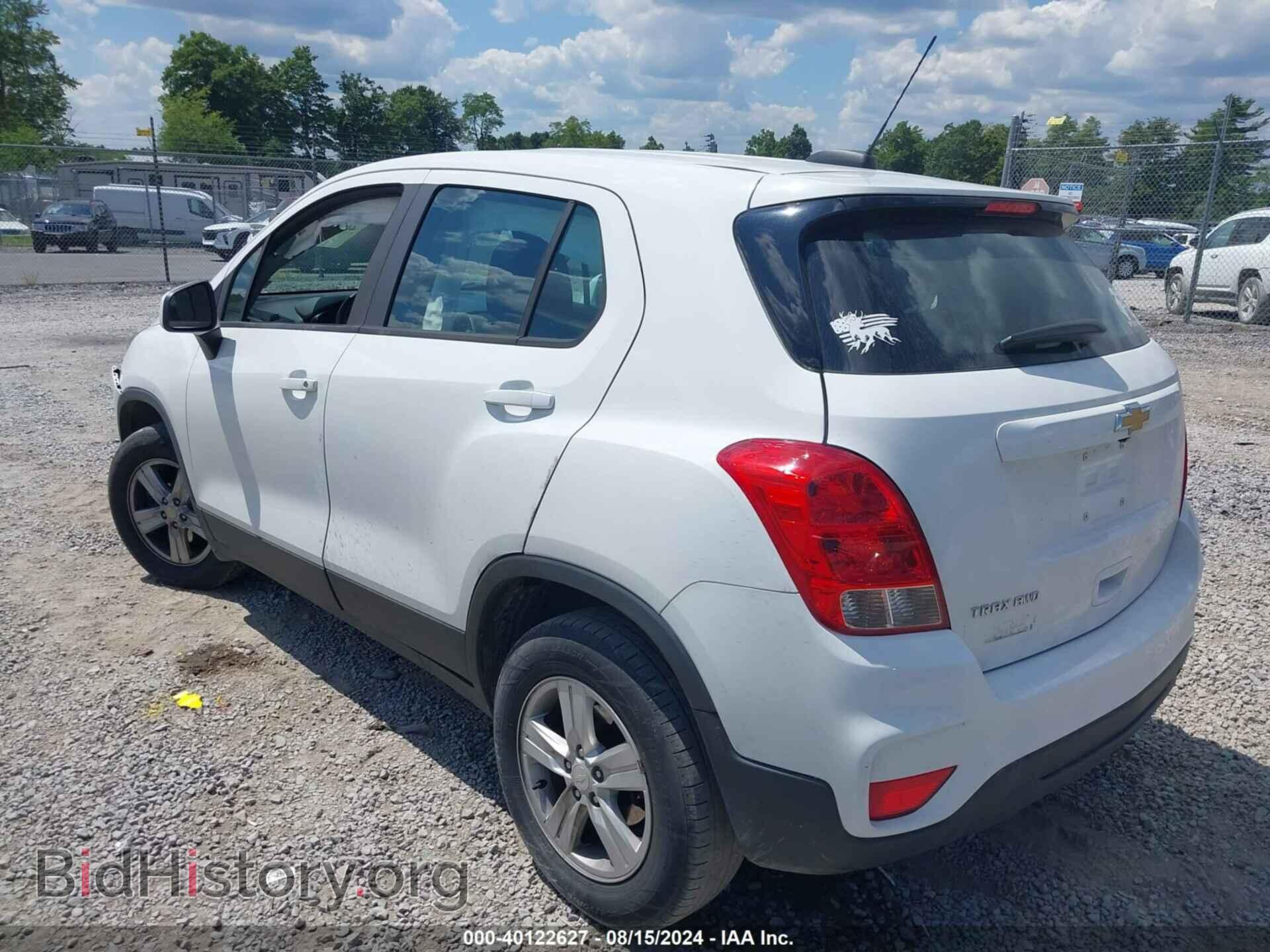 2017 CHEVROLET TRAX - VIN: 3GNCJNSB8HL133357 - Фото 3