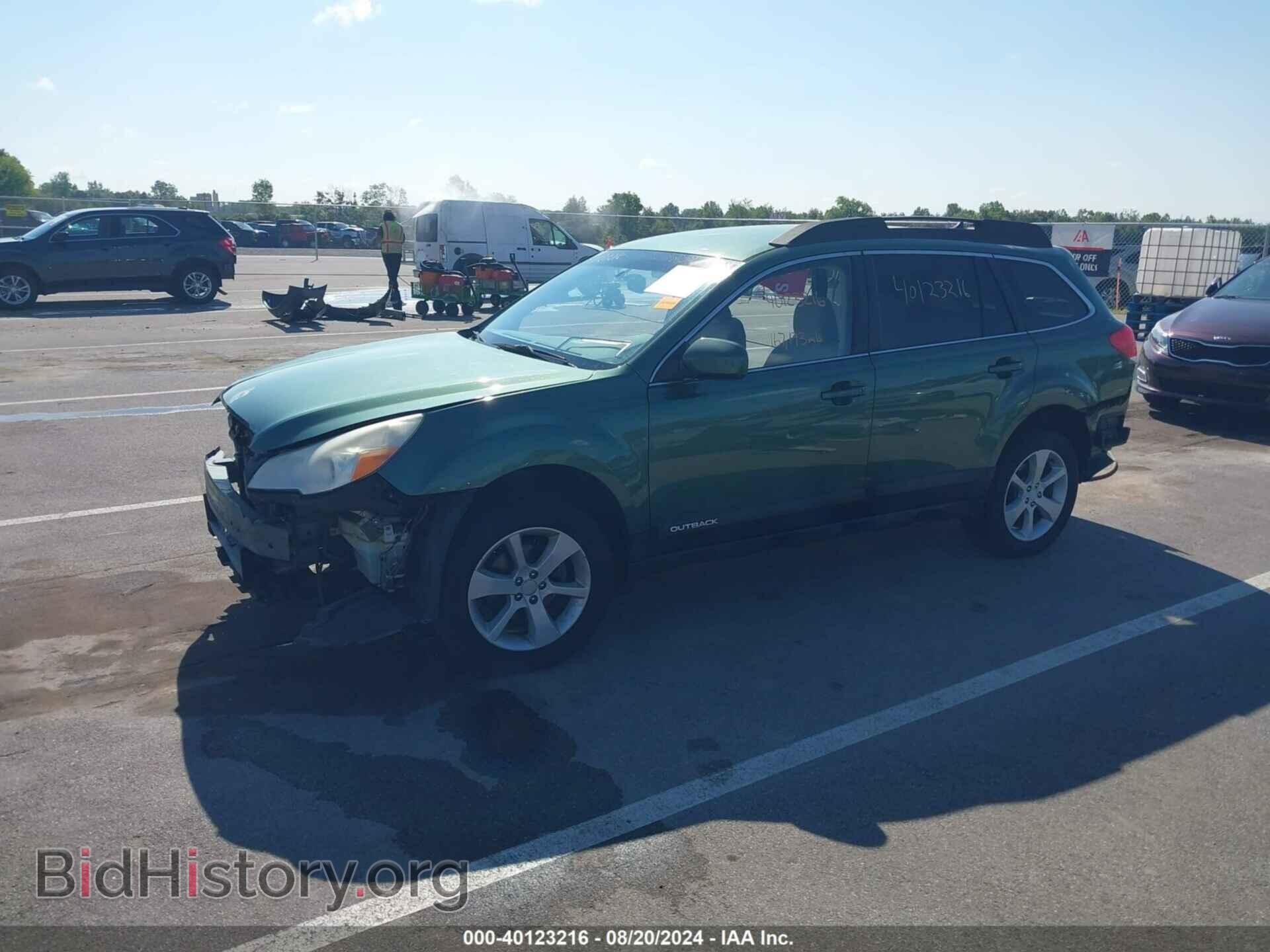 2014 SUBARU OUTBACK - VIN: 4S4BRCCC8E3303731 - Photo 2