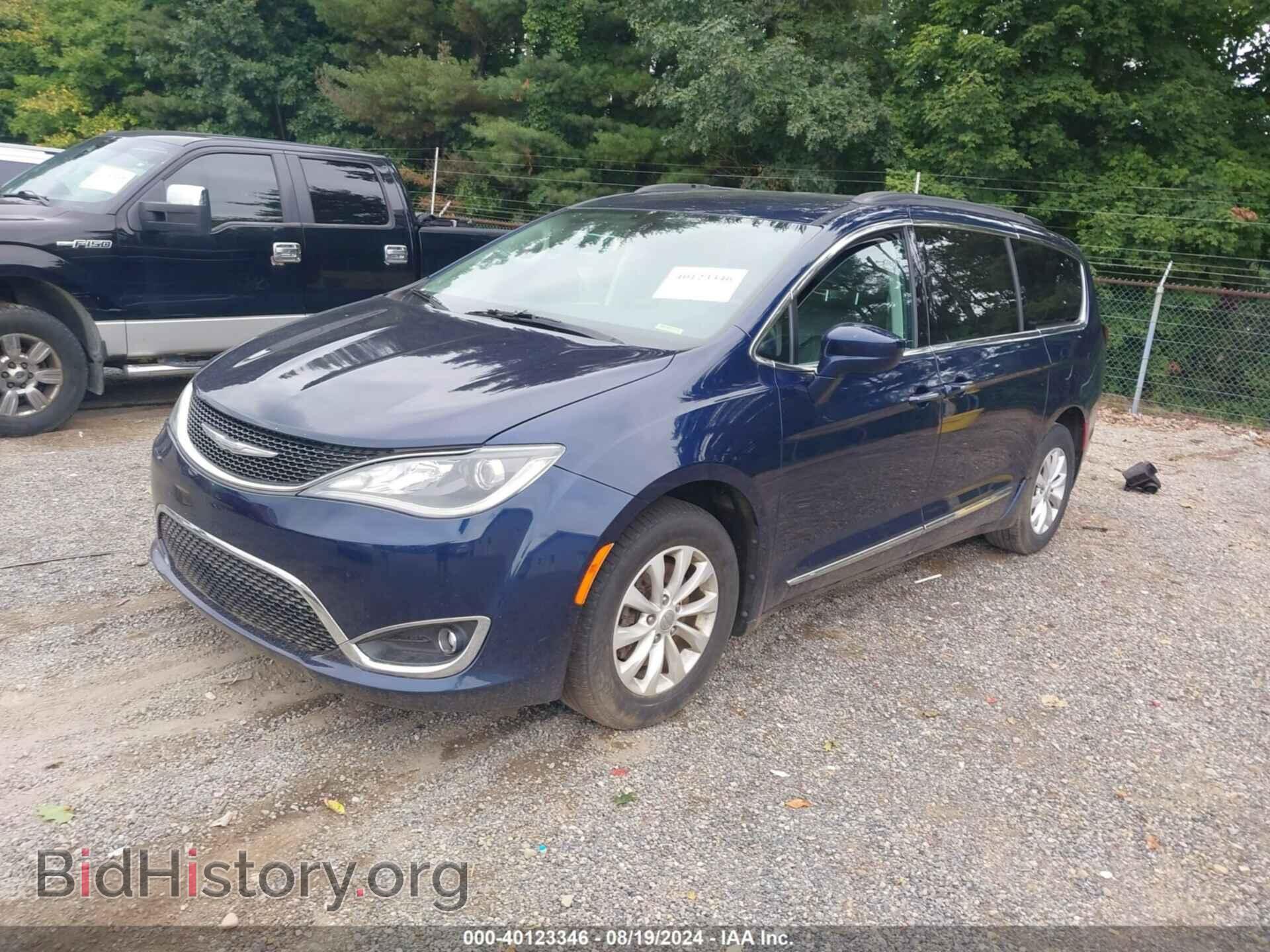2017 CHRYSLER PACIFICA - VIN: 2C4RC1BG7HR705927 - Photo 2