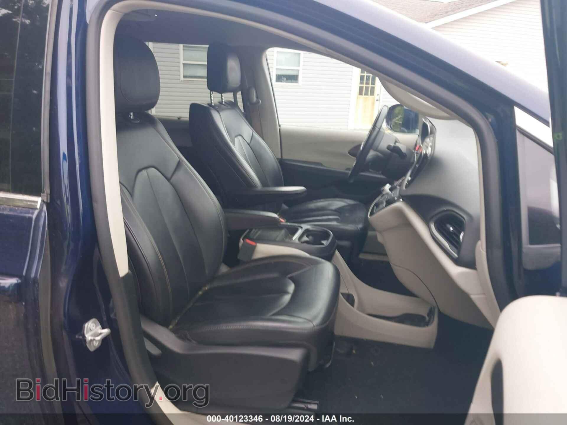 2017 CHRYSLER PACIFICA - VIN: 2C4RC1BG7HR705927 - Photo 5
