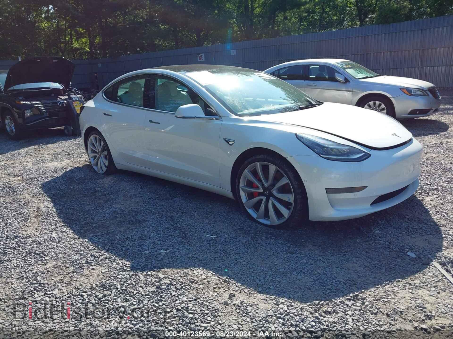 Фотография 5YJ3E1EBXKF487369 - TESLA MODEL 3 2019